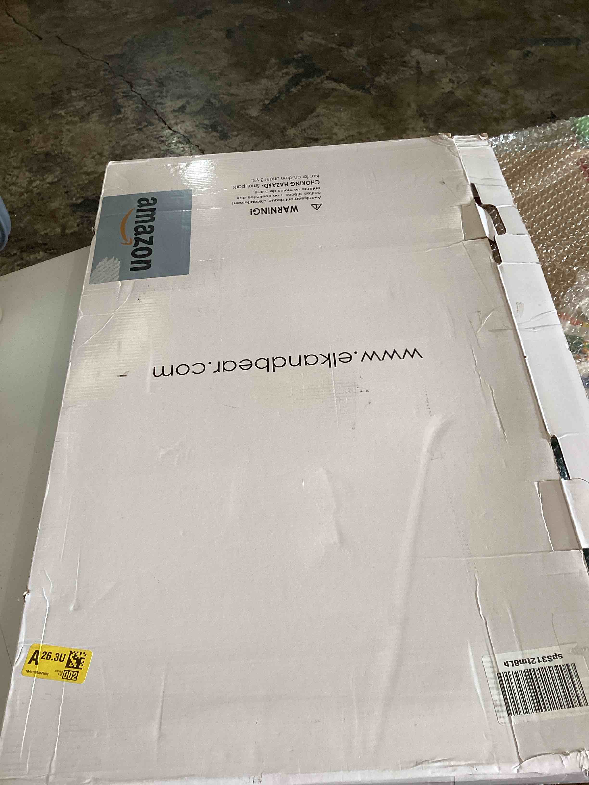 https://s3.amazonaws.com/lotting-images-prod/bidfta/RED5935539_1726235030182.jpeg