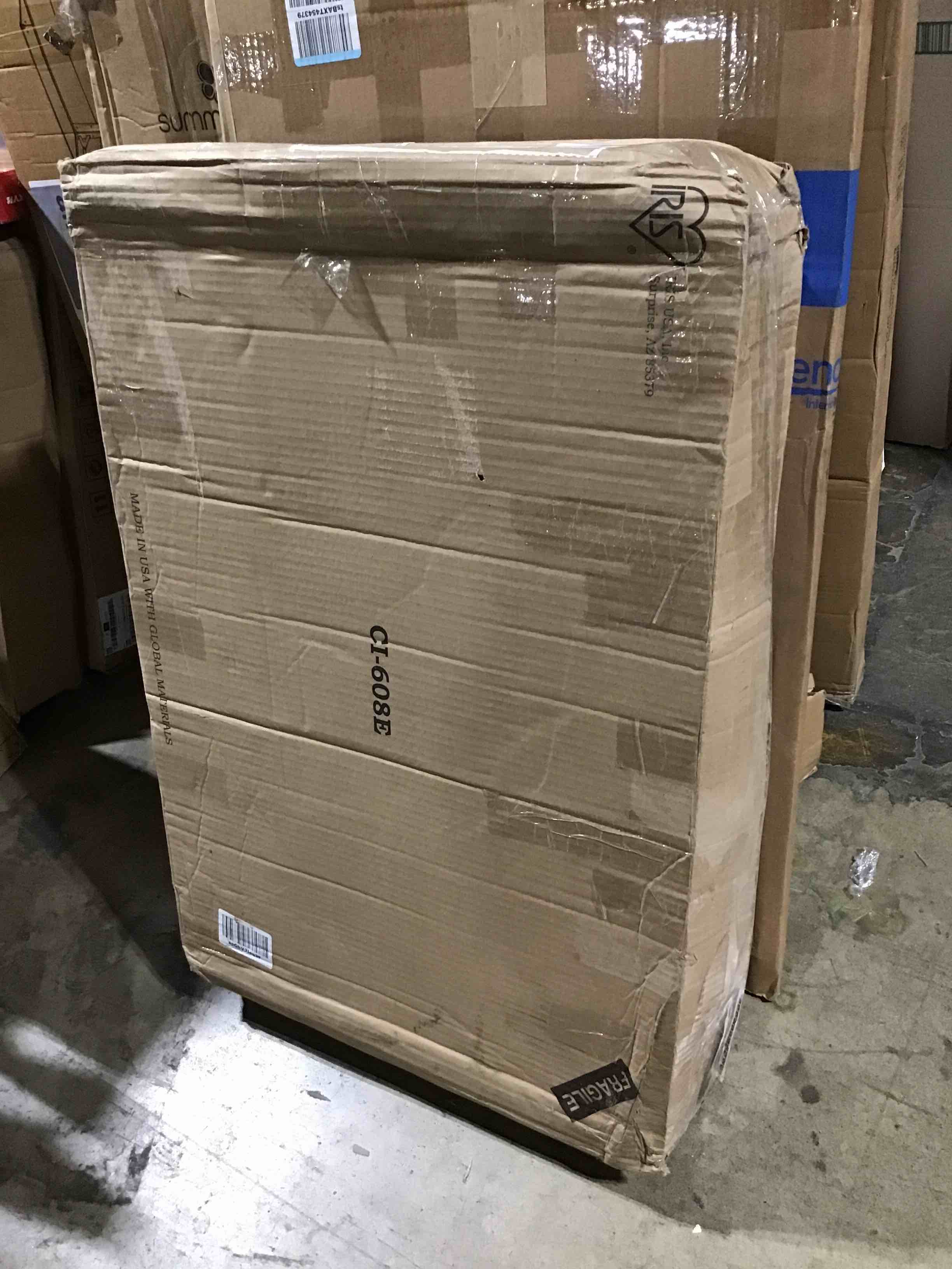https://s3.amazonaws.com/lotting-images-prod/bidfta/RED5936769_1715267378650.jpeg