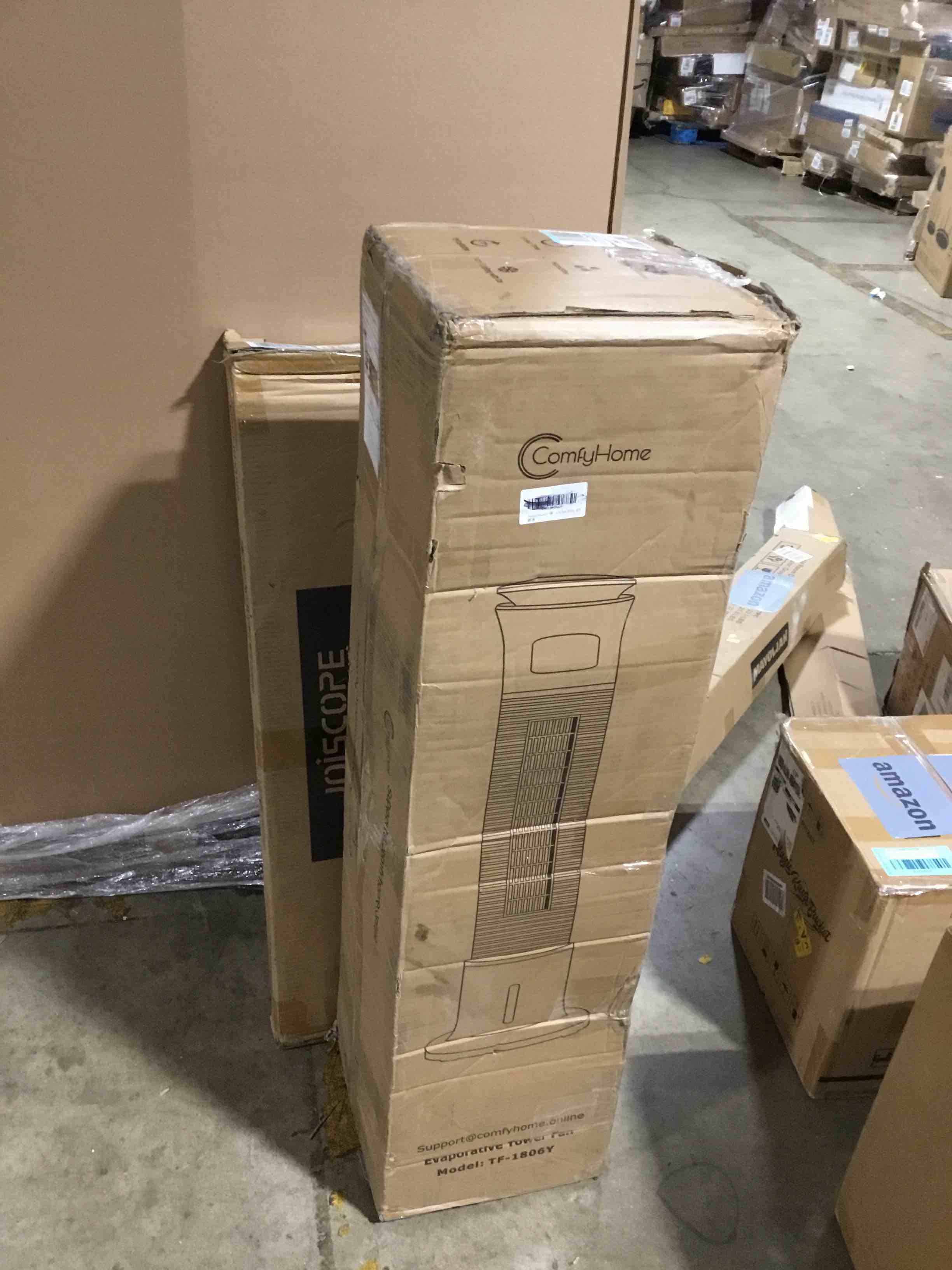 https://s3.amazonaws.com/lotting-images-prod/bidfta/RED5936784_1715264797749.jpeg
