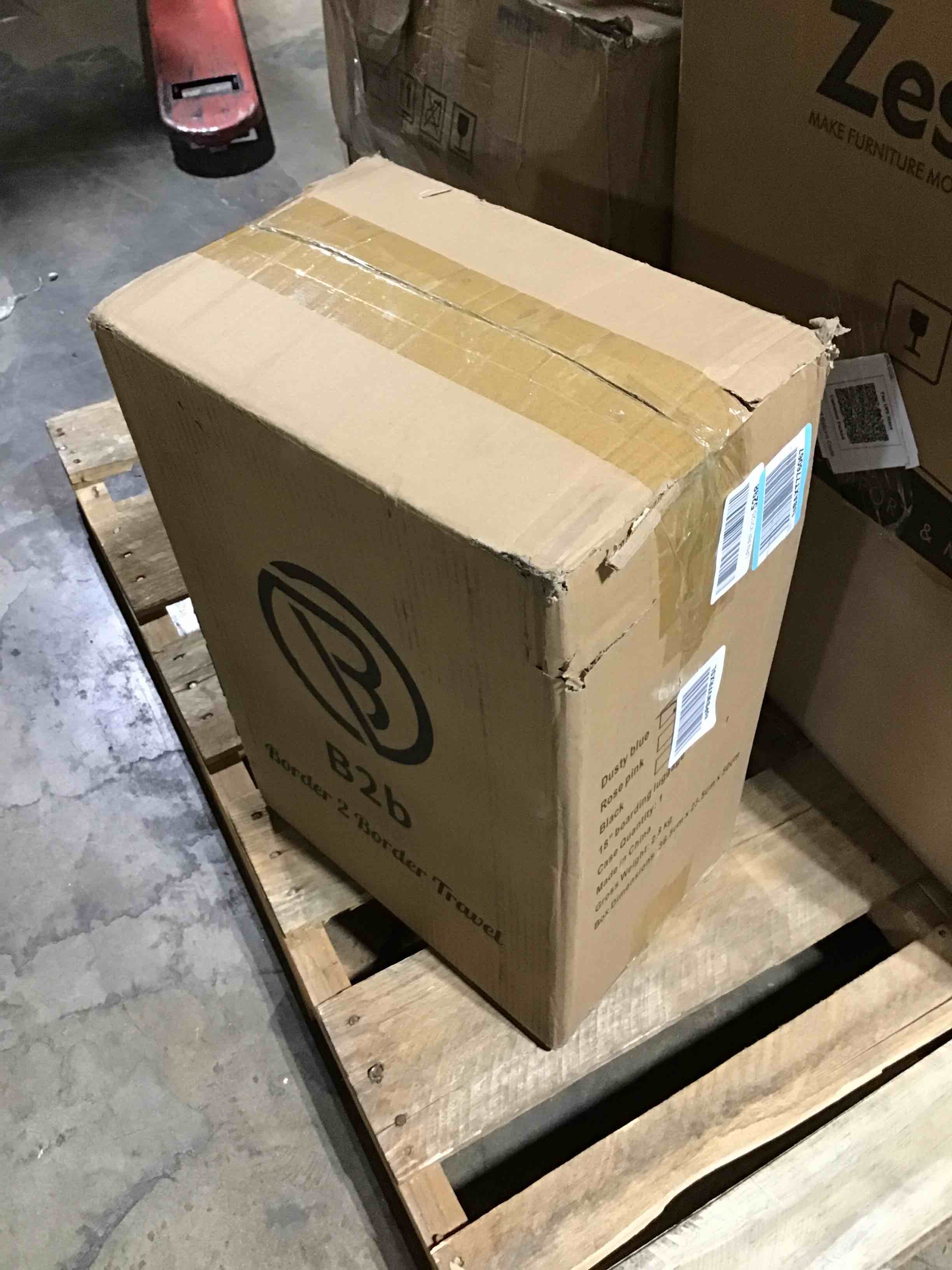 https://s3.amazonaws.com/lotting-images-prod/bidfta/RED5937146_1715695487878.jpeg