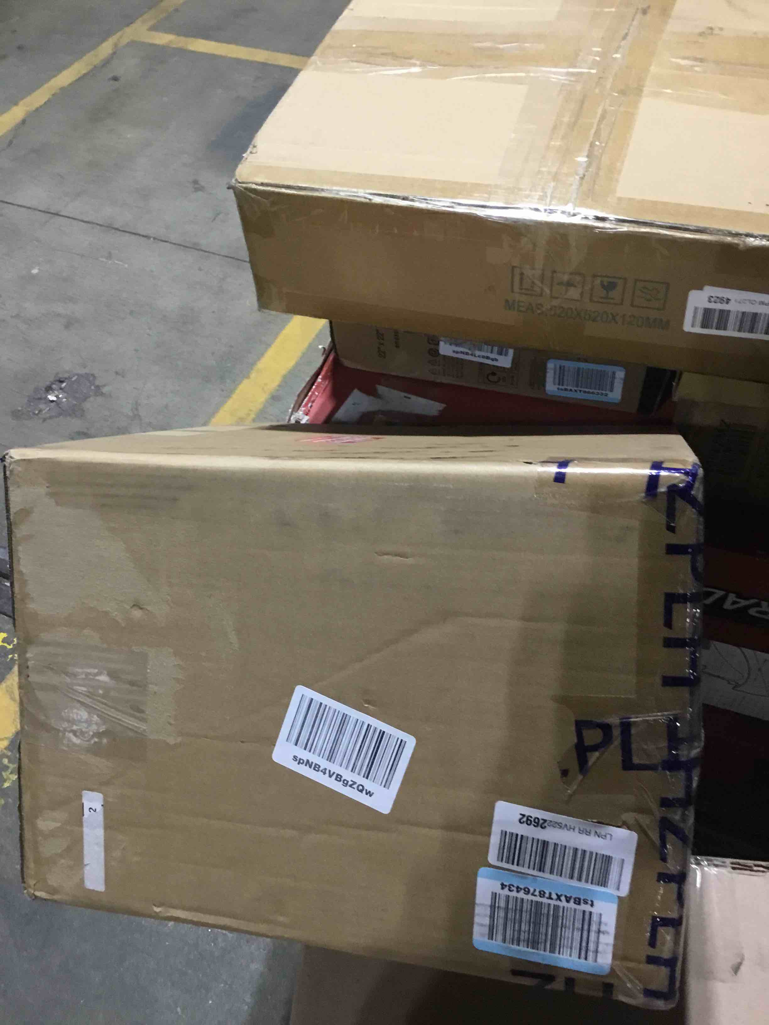 https://s3.amazonaws.com/lotting-images-prod/bidfta/RED5938098_1717075409903.jpeg