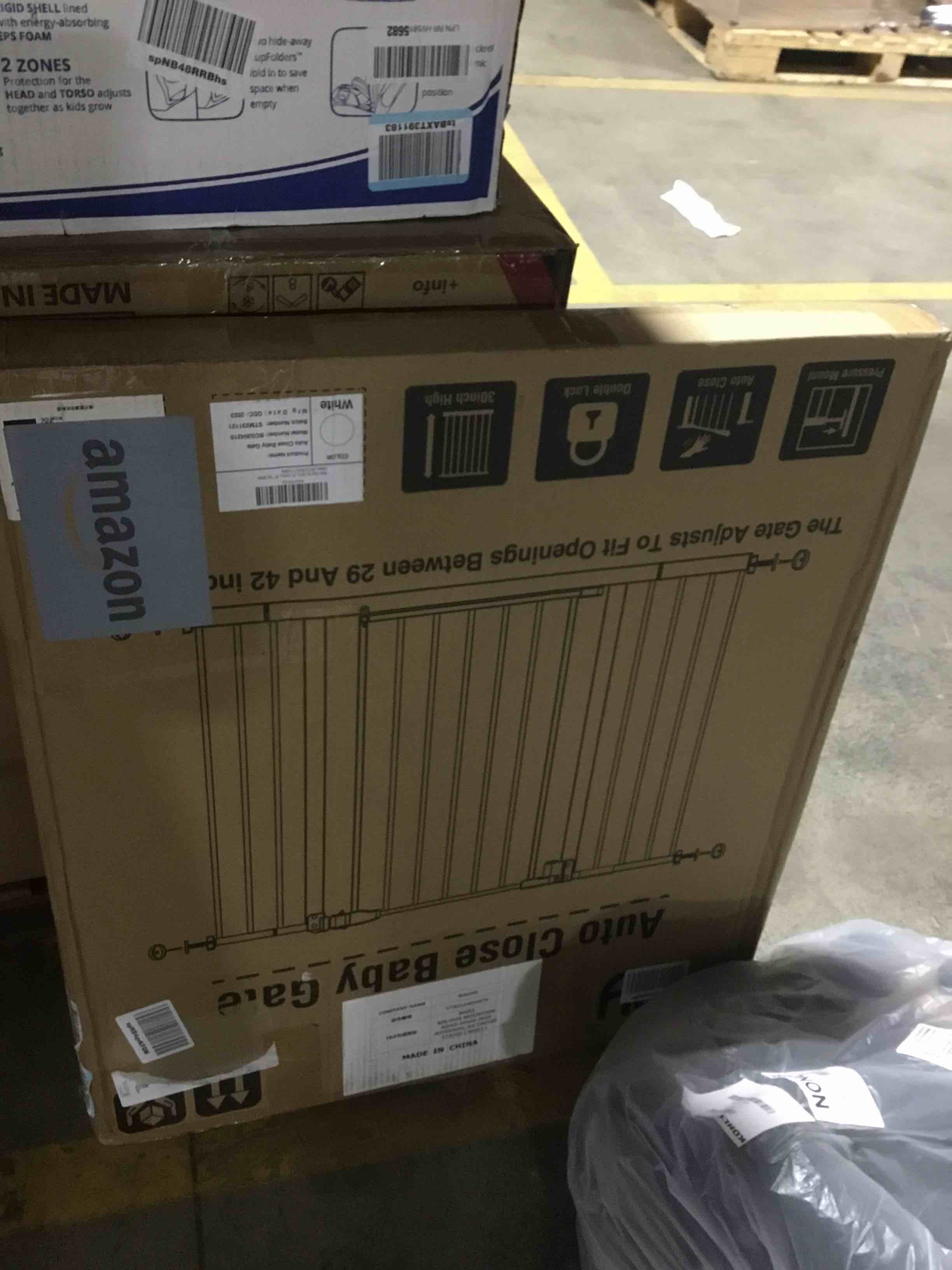 https://s3.amazonaws.com/lotting-images-prod/bidfta/RED5938109_1717076315734.jpeg