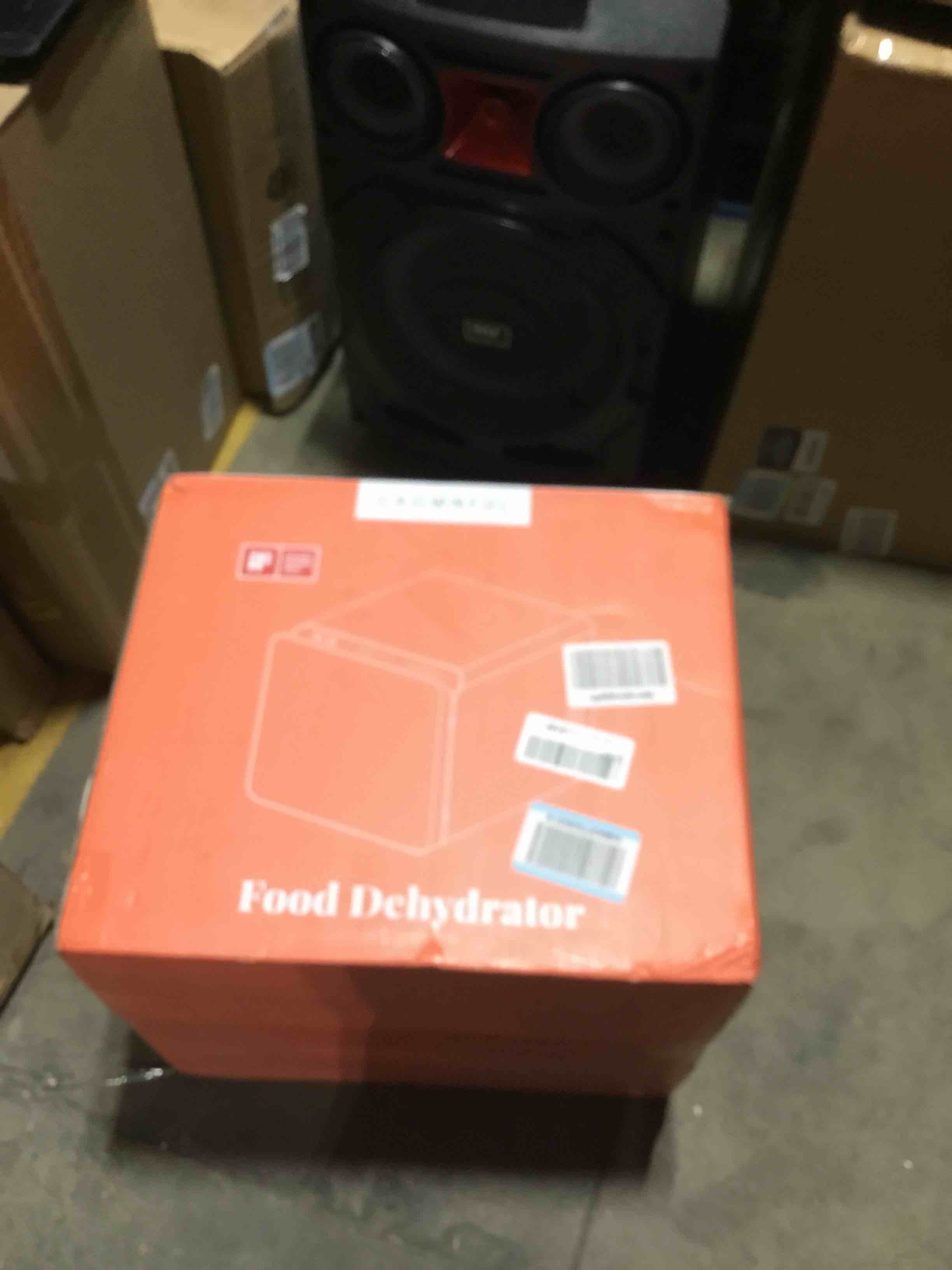 https://s3.amazonaws.com/lotting-images-prod/bidfta/RED5938575_1717179939999.jpeg