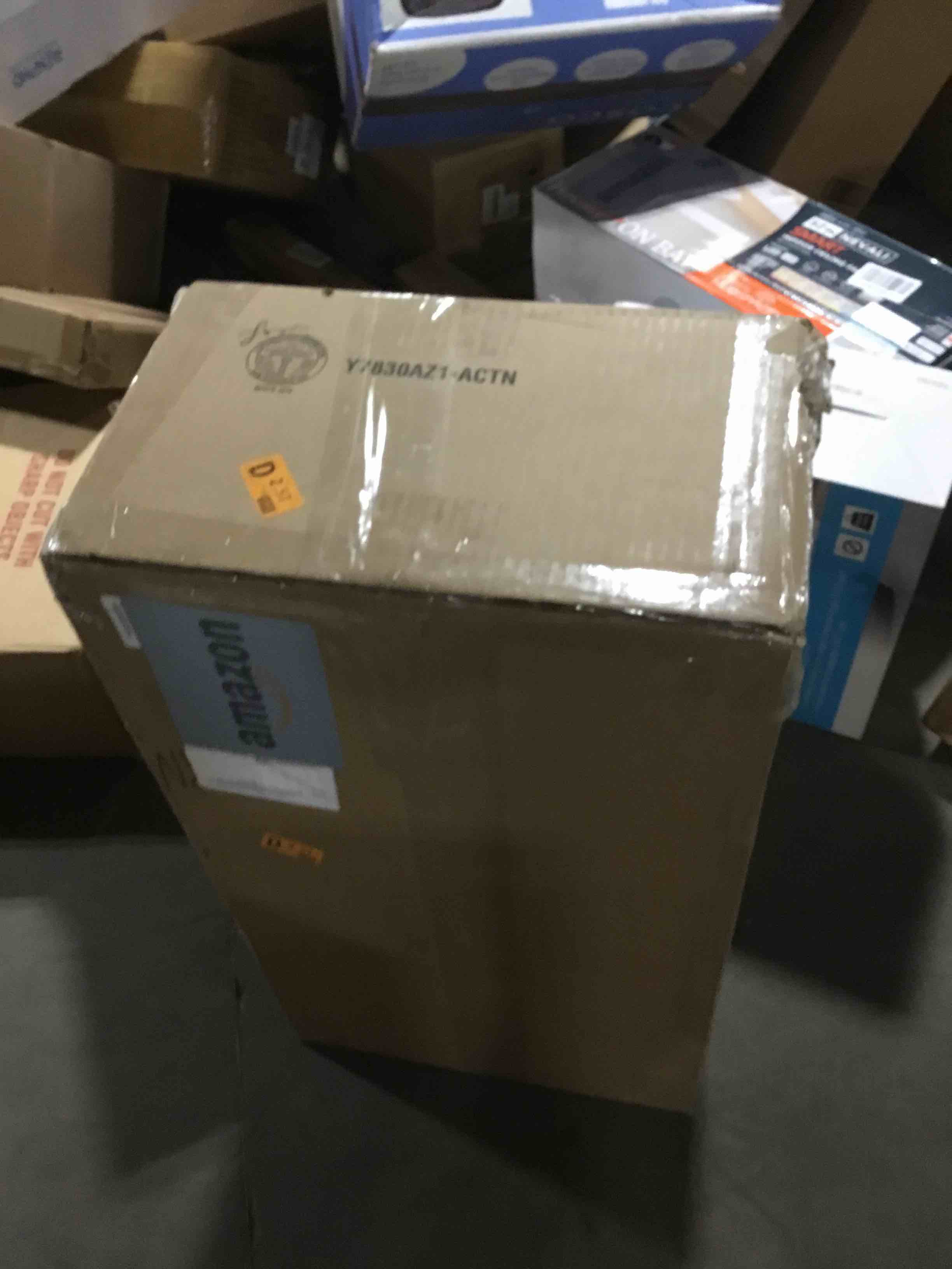https://s3.amazonaws.com/lotting-images-prod/bidfta/RED5938581_1717180358763.jpeg