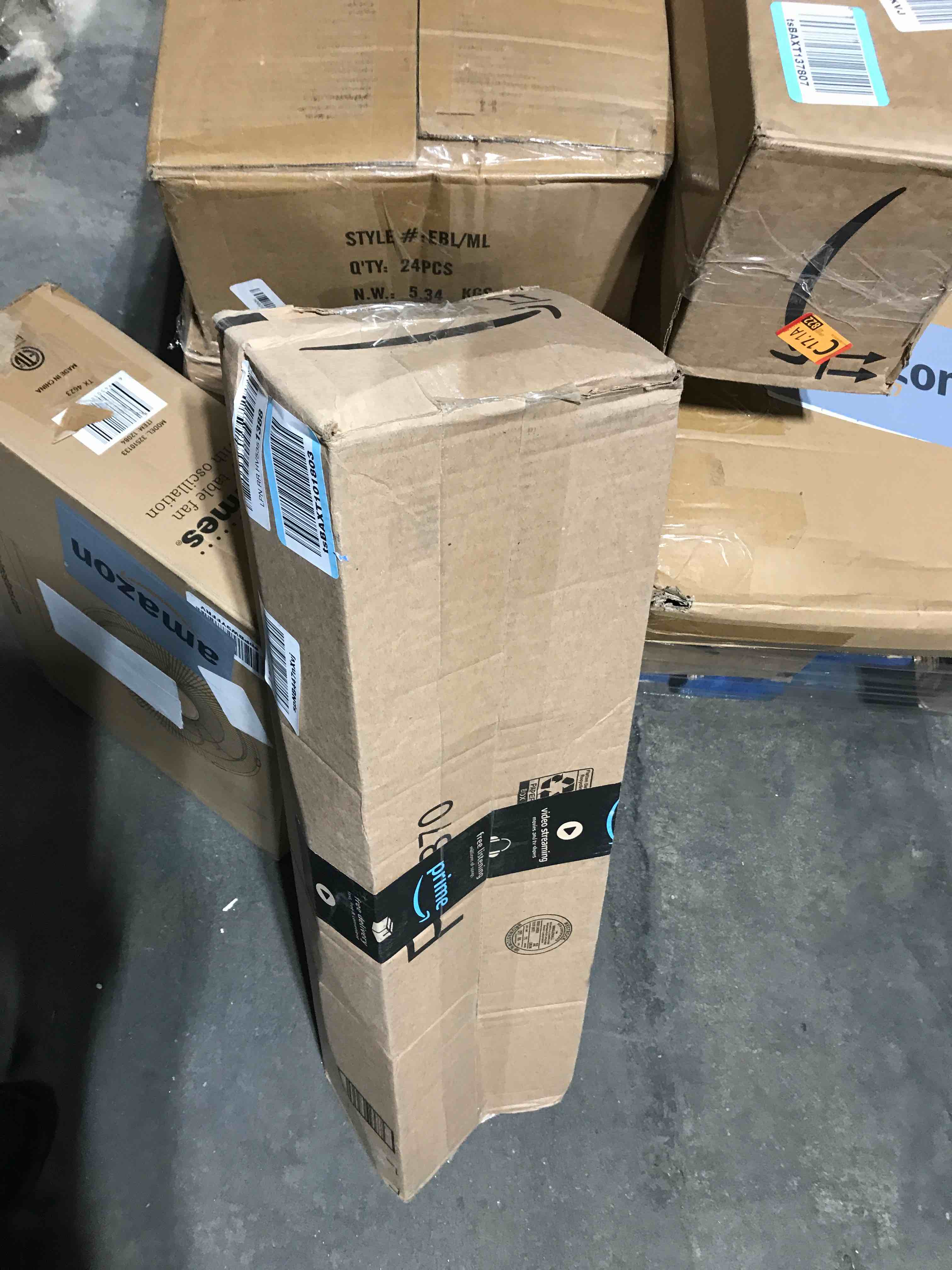 https://s3.amazonaws.com/lotting-images-prod/bidfta/RED5938640_1717174447731.jpeg
