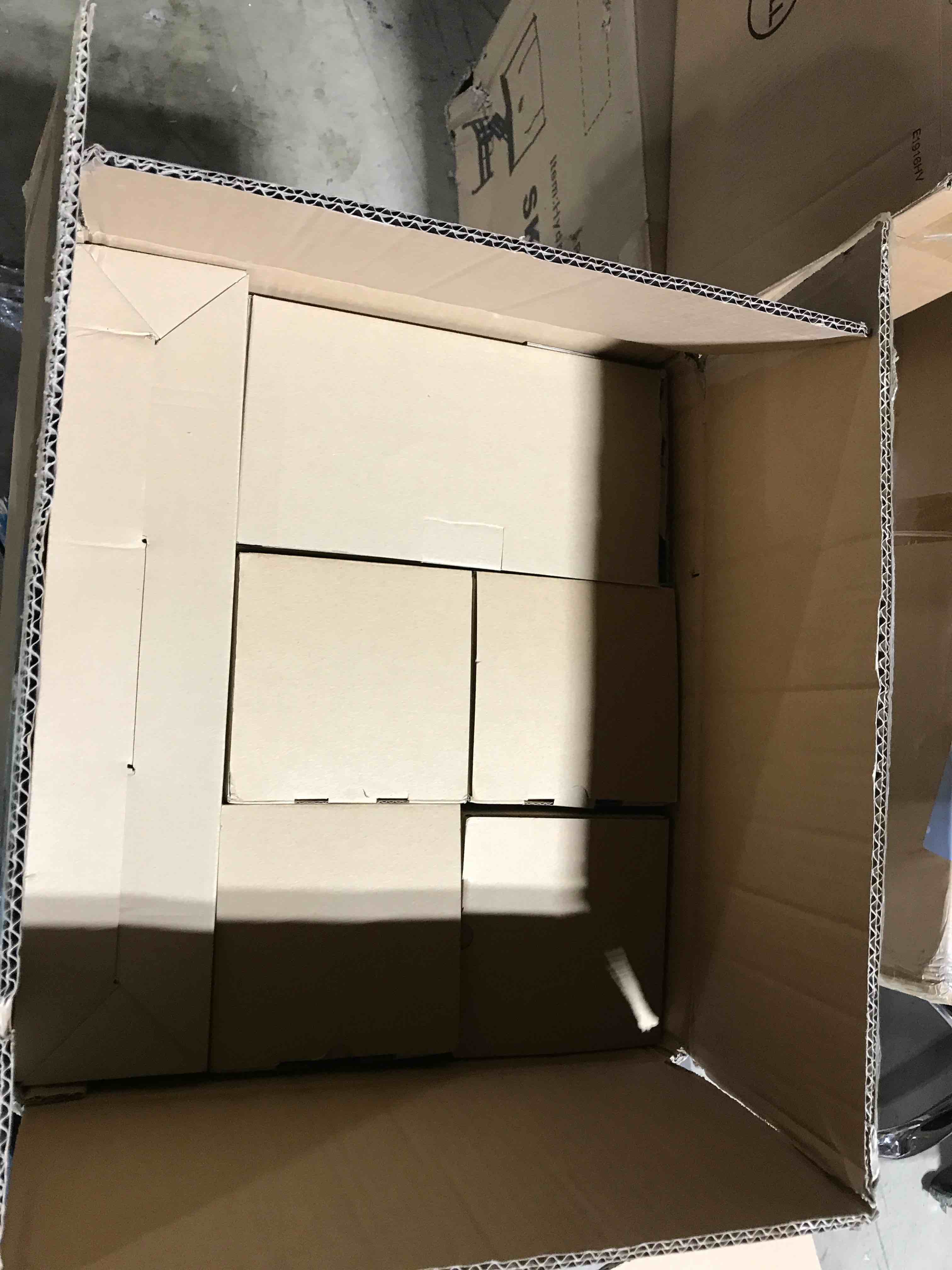 https://s3.amazonaws.com/lotting-images-prod/bidfta/RED5941476_1714770027963.jpeg