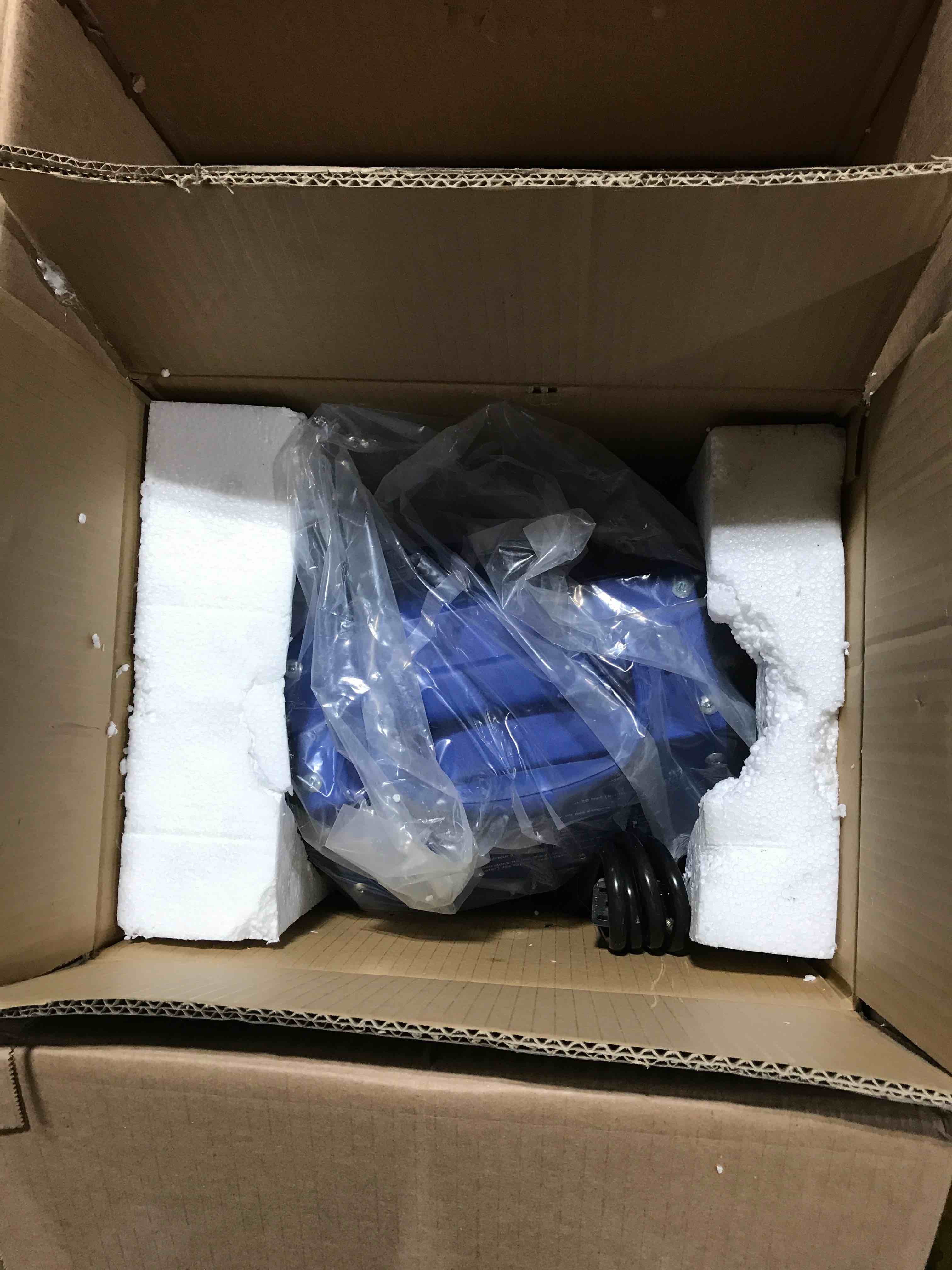 https://s3.amazonaws.com/lotting-images-prod/bidfta/RED5941480_1714768284734.jpeg