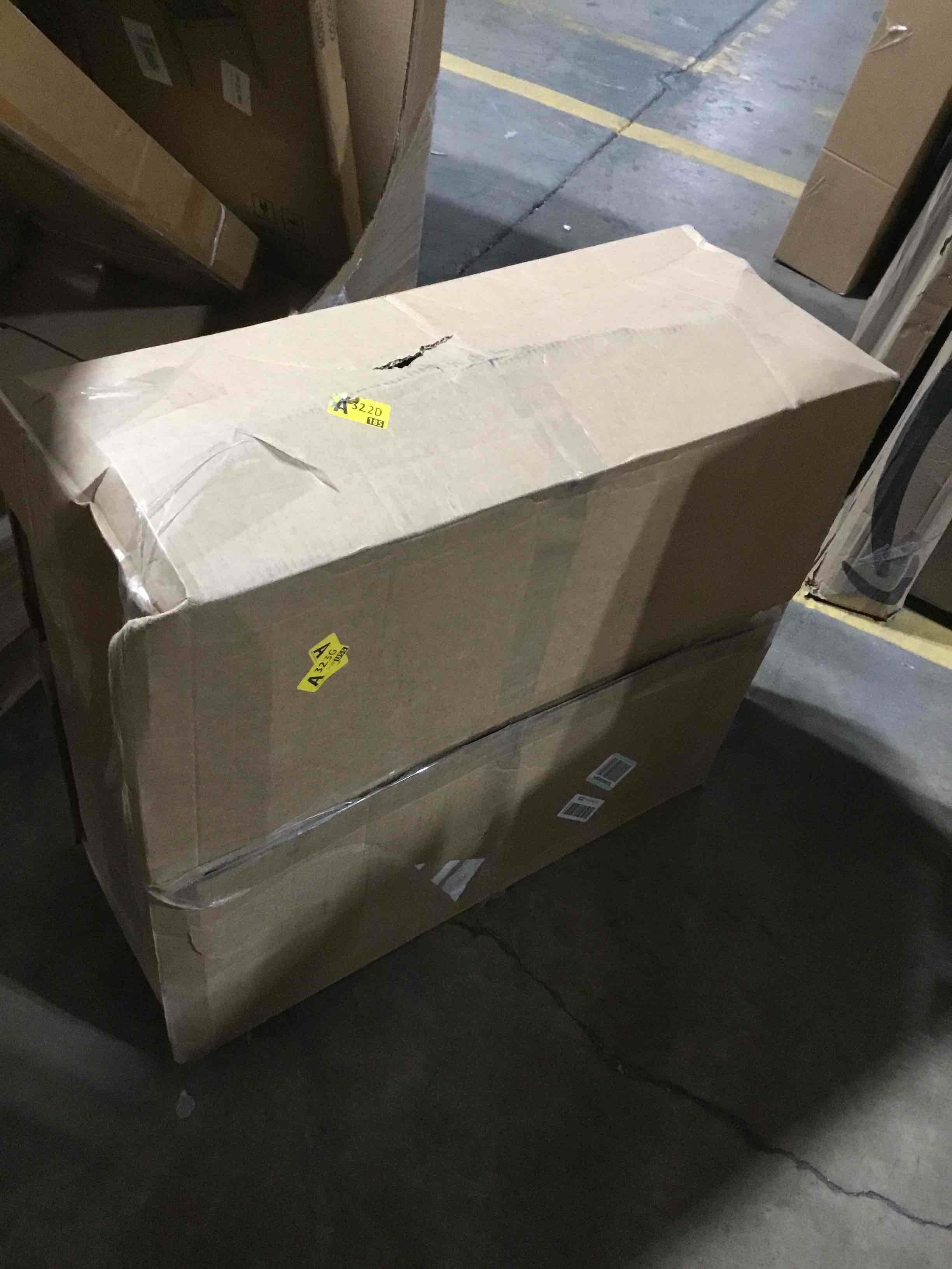https://s3.amazonaws.com/lotting-images-prod/bidfta/RED5943851_1717257834401.jpeg
