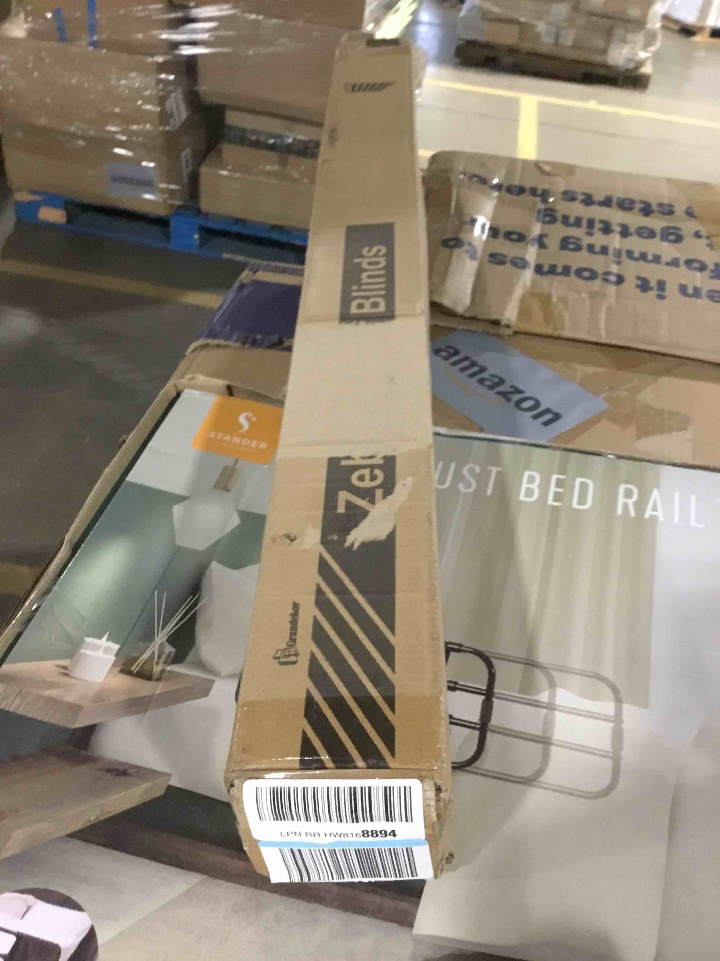 https://s3.amazonaws.com/lotting-images-prod/bidfta/RED5944925_1717769372556.jpeg