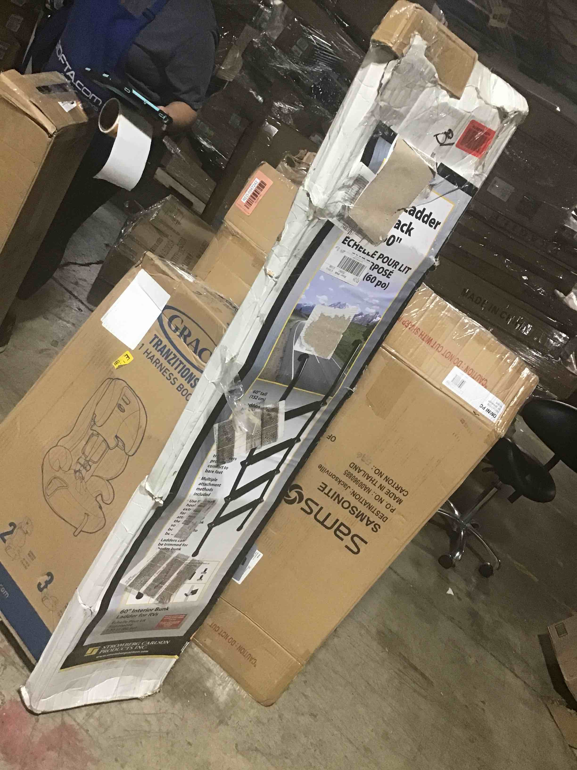https://s3.amazonaws.com/lotting-images-prod/bidfta/RED5947244_1722525162555.jpeg
