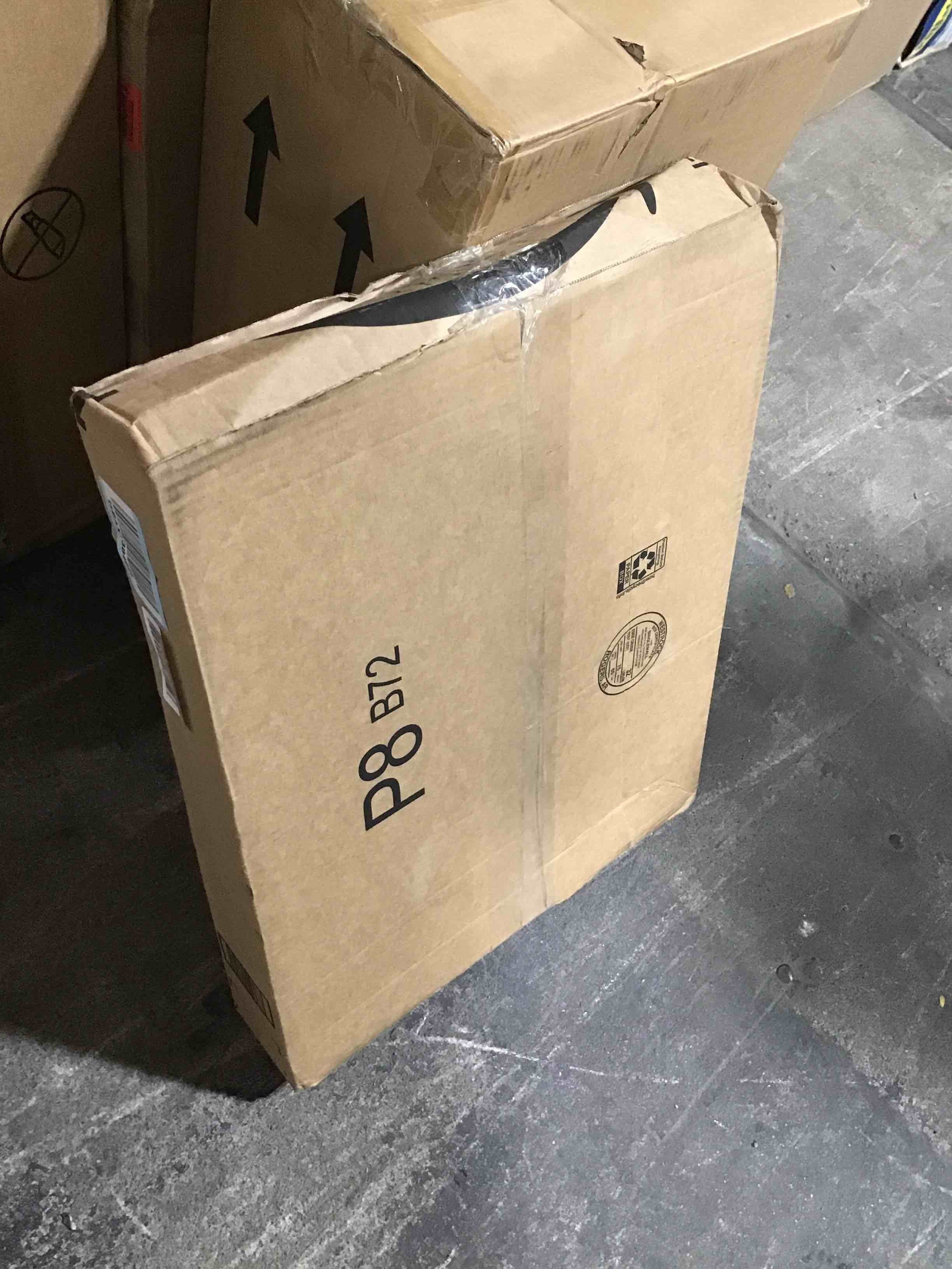 https://s3.amazonaws.com/lotting-images-prod/bidfta/RED5947450_1723129151359.jpeg