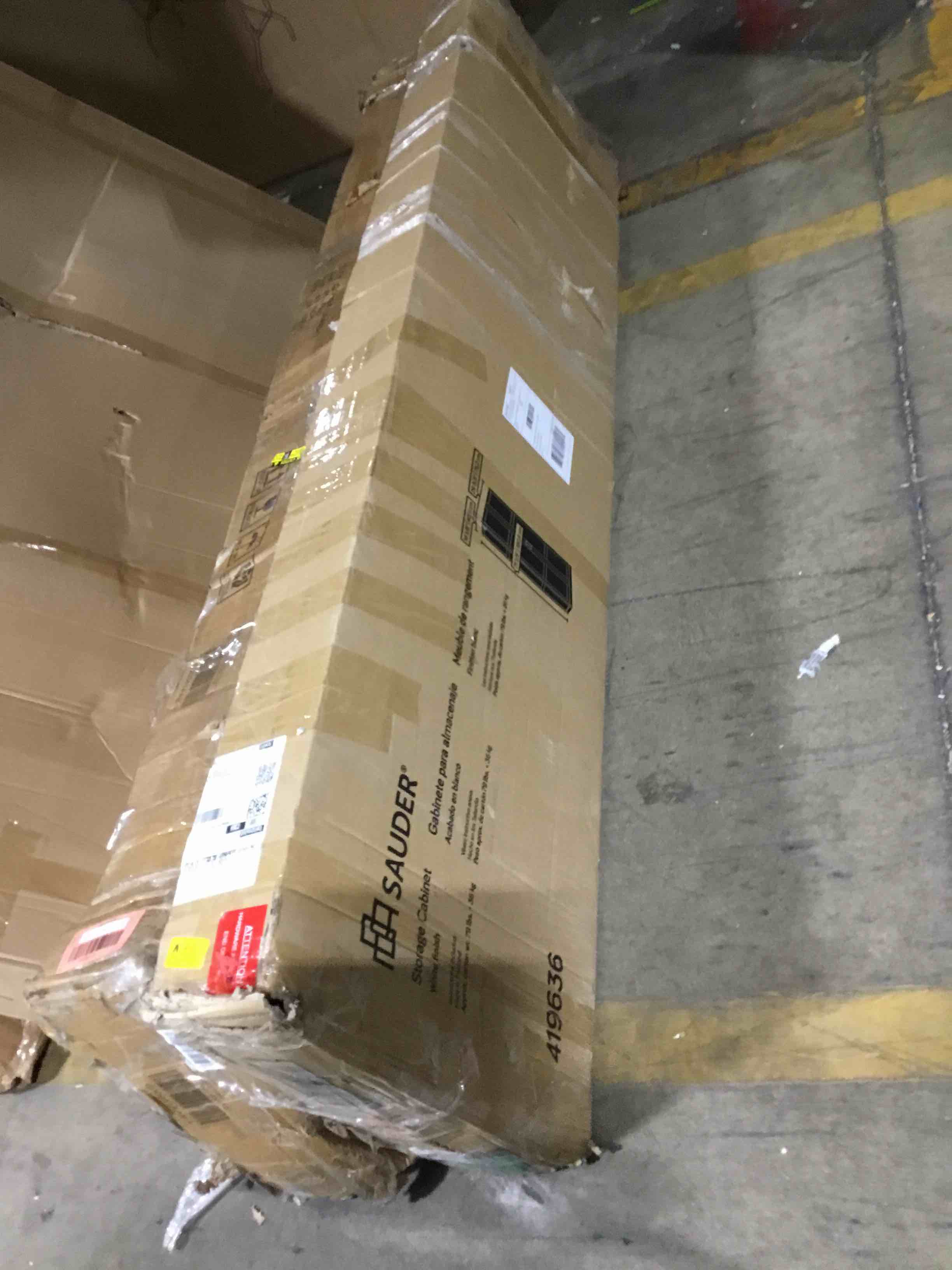 https://s3.amazonaws.com/lotting-images-prod/bidfta/RED5947727_1723565043797.jpeg