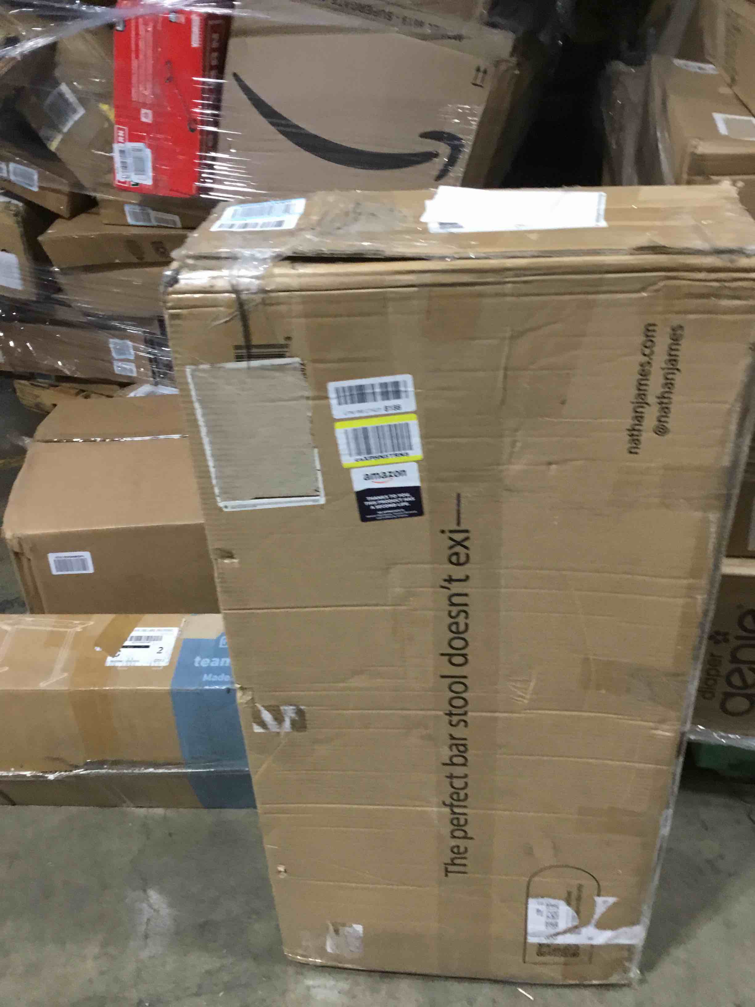 https://s3.amazonaws.com/lotting-images-prod/bidfta/RED5947794_1724266825140.jpeg