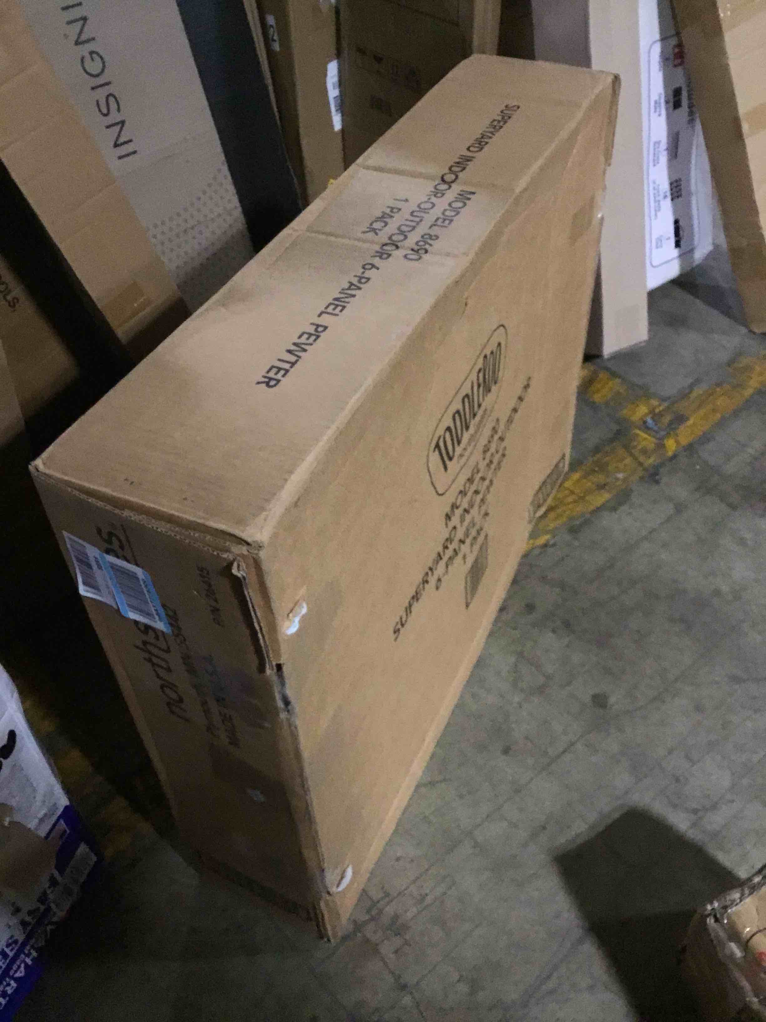 https://s3.amazonaws.com/lotting-images-prod/bidfta/RED5947820_1724269971732.jpeg