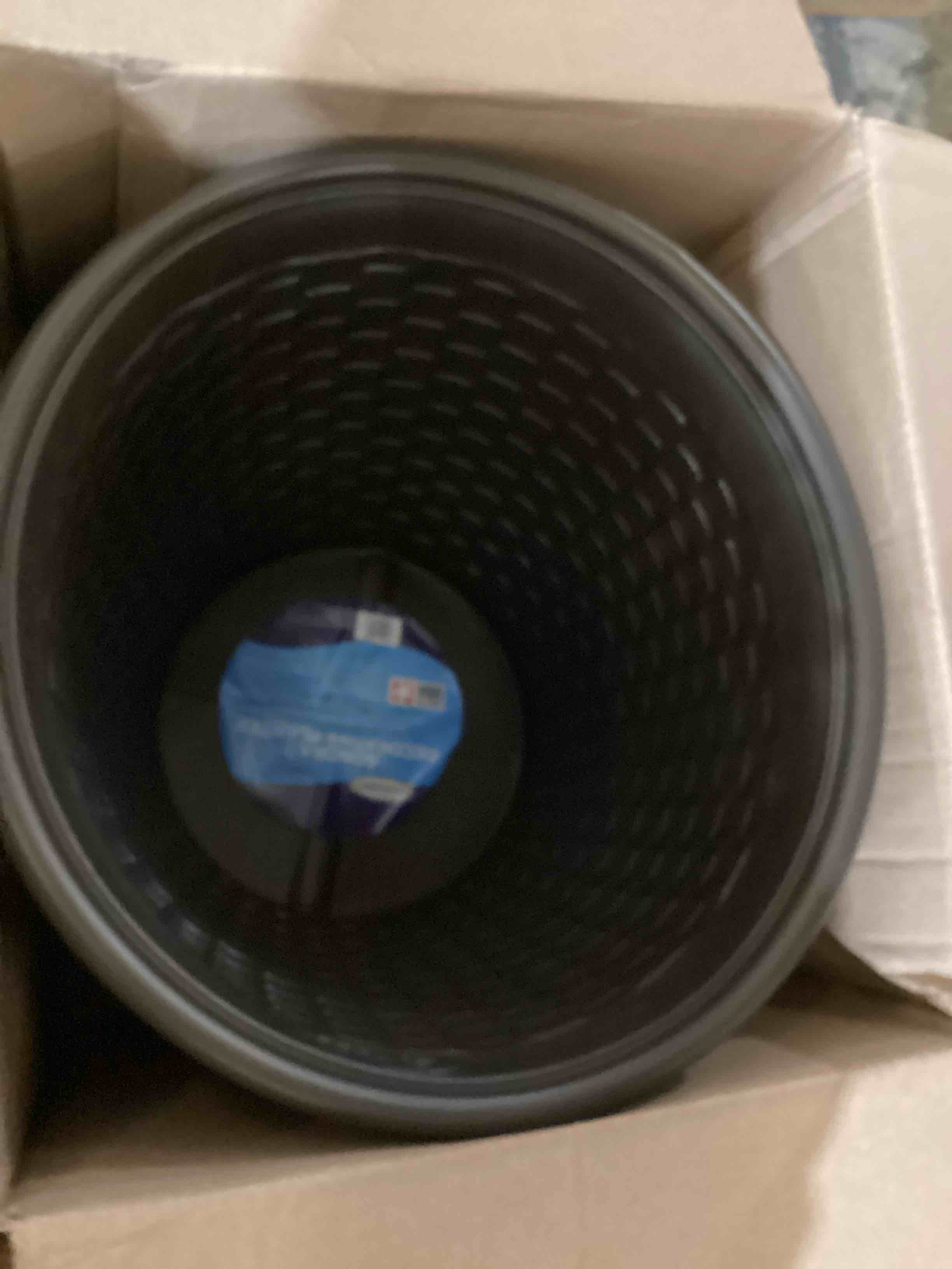 https://s3.amazonaws.com/lotting-images-prod/bidfta/RED5948147_1729090176979.jpeg