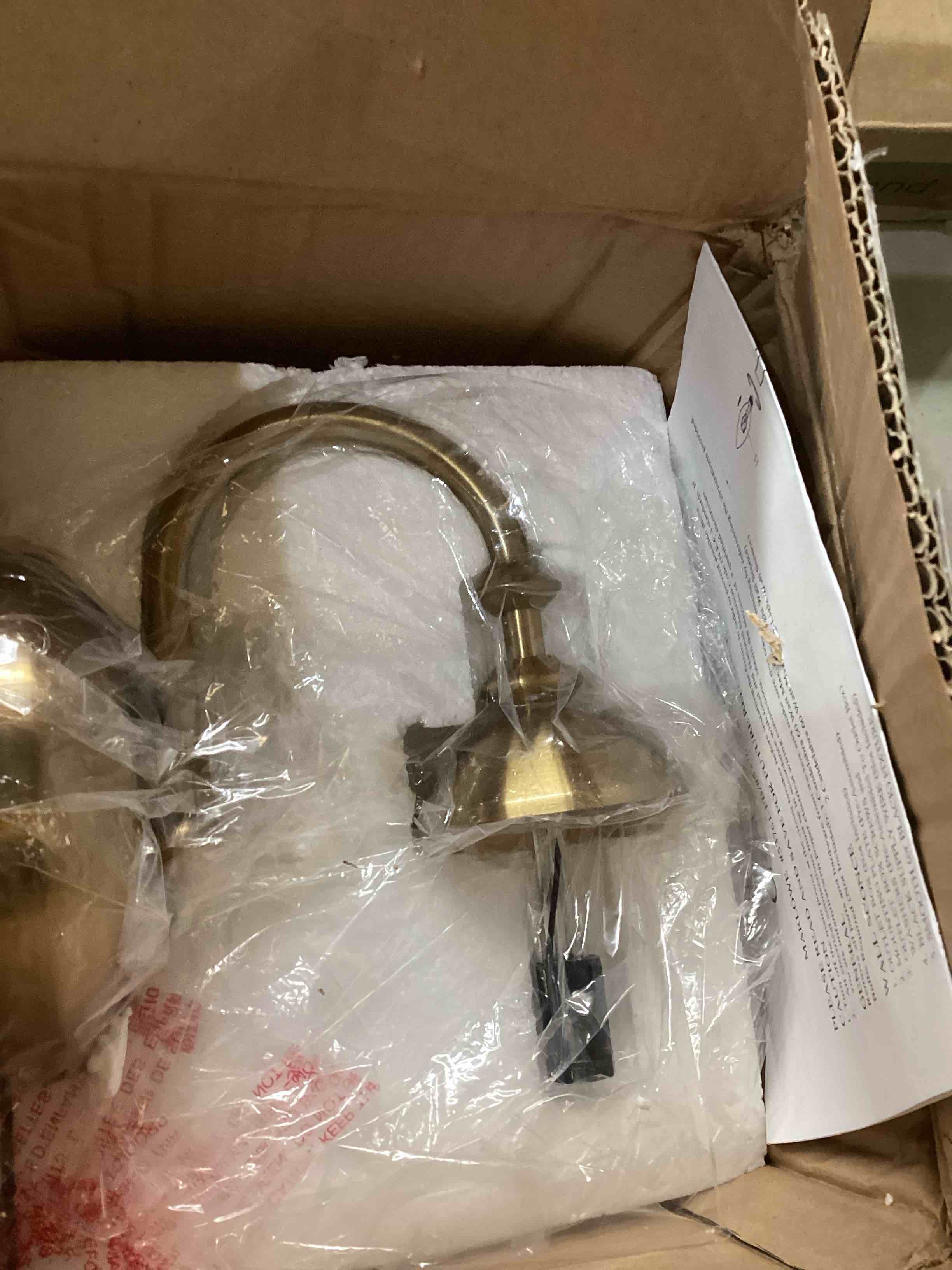 https://s3.amazonaws.com/lotting-images-prod/bidfta/RED5948157_1729089460414.jpeg