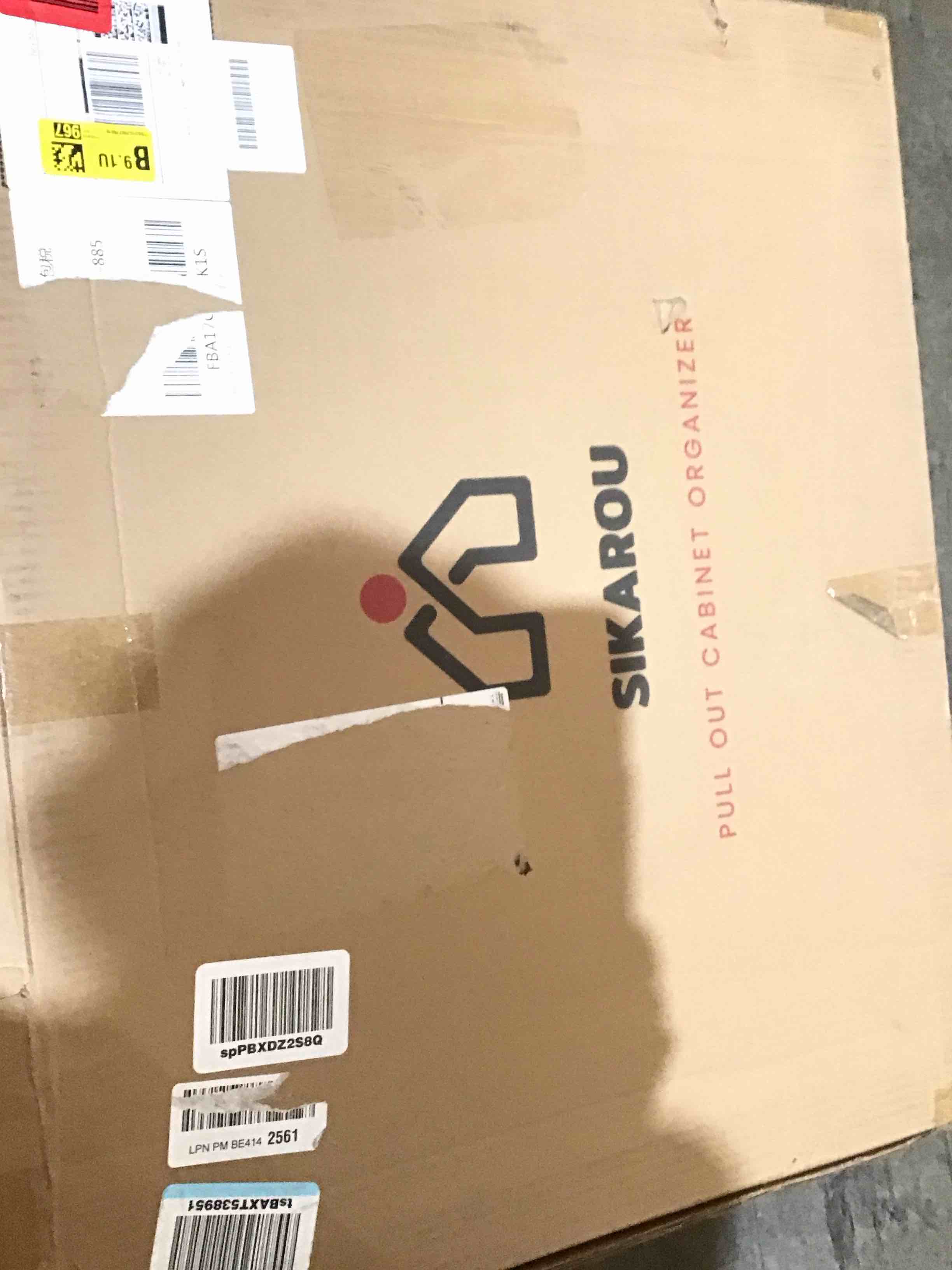 https://s3.amazonaws.com/lotting-images-prod/bidfta/RED5949021_1730209956123.jpeg