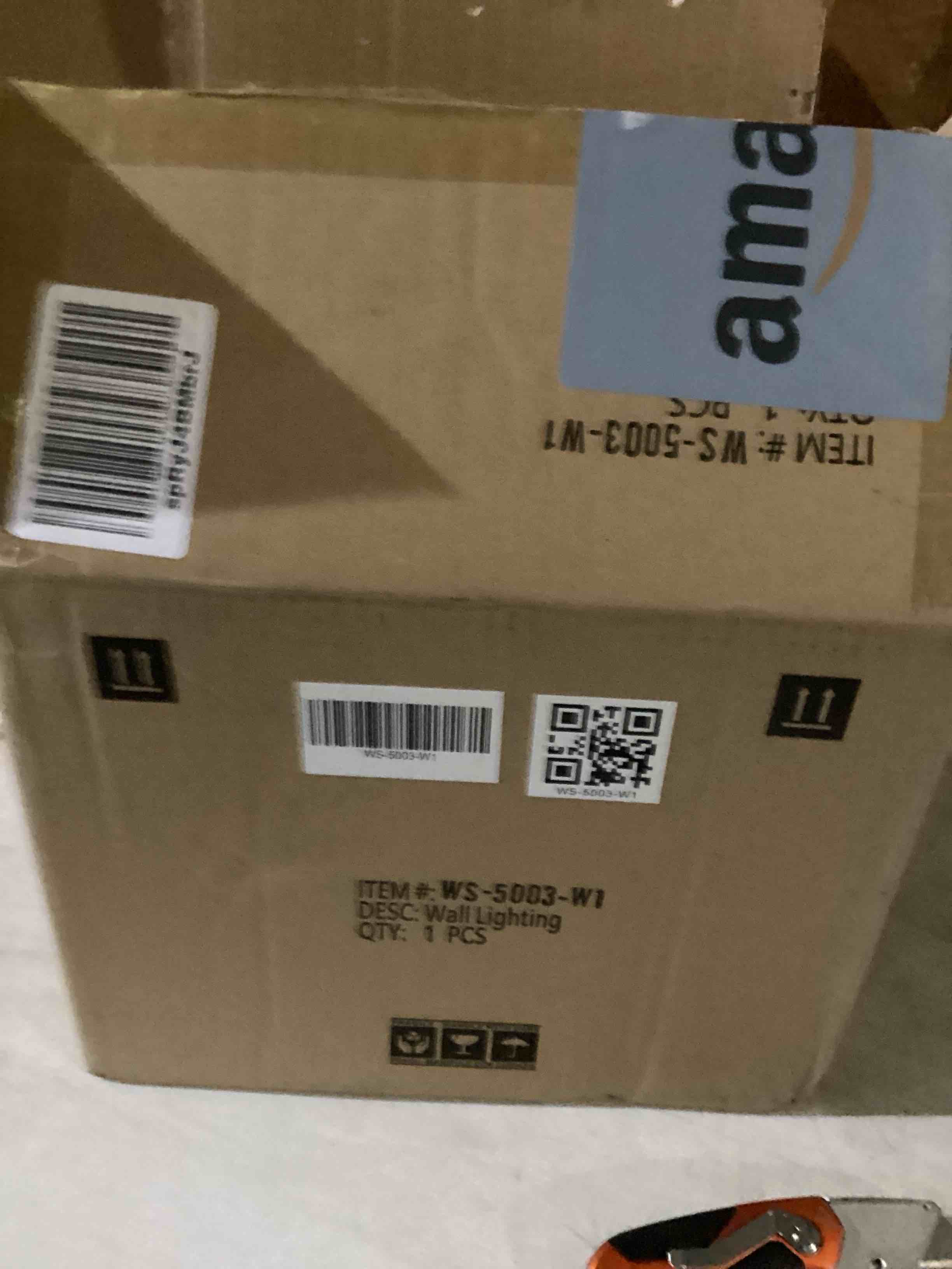 https://s3.amazonaws.com/lotting-images-prod/bidfta/RED5954164_1729861895279.jpeg