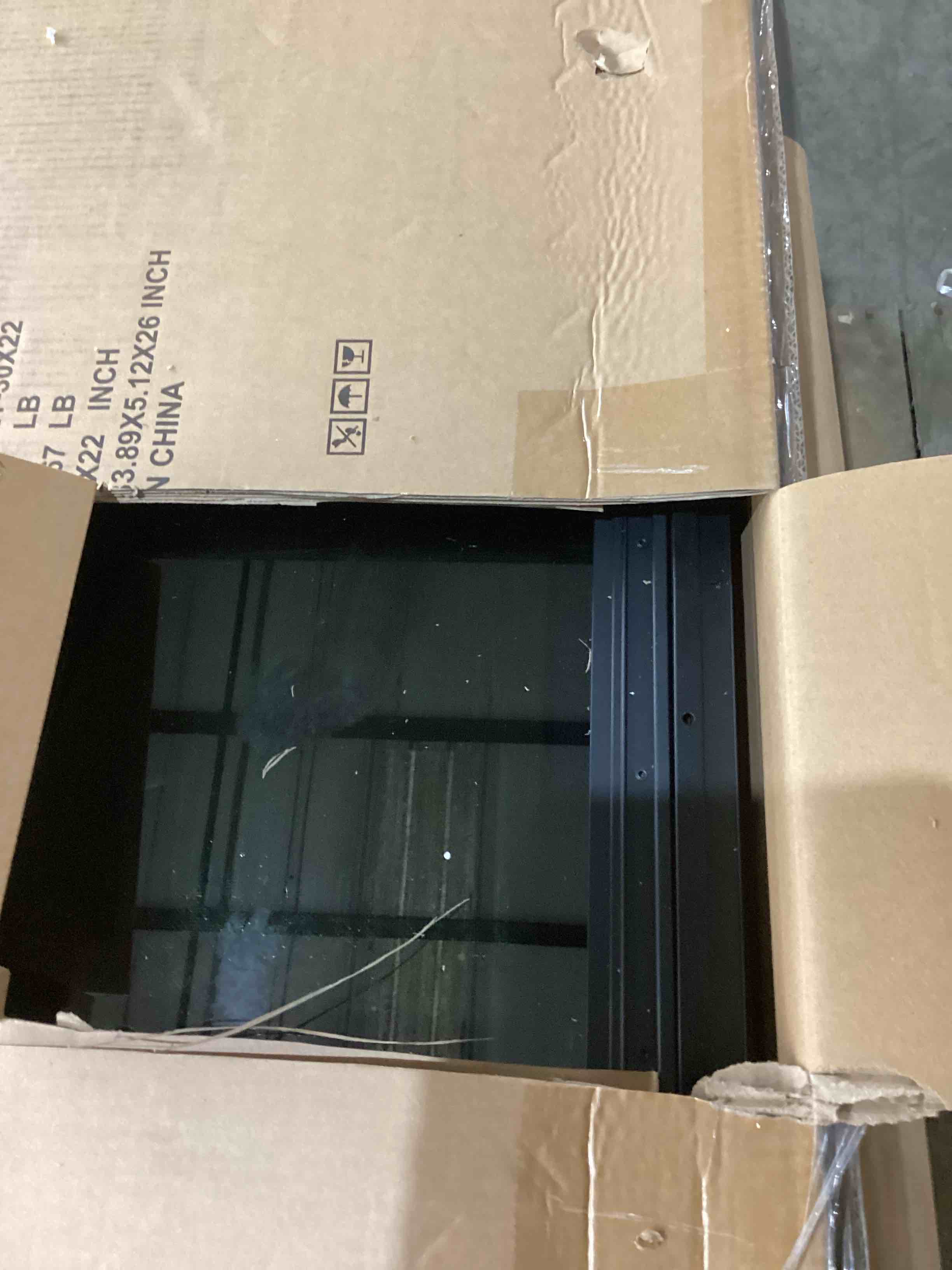 https://s3.amazonaws.com/lotting-images-prod/bidfta/RED5957316_1730900634892.jpeg
