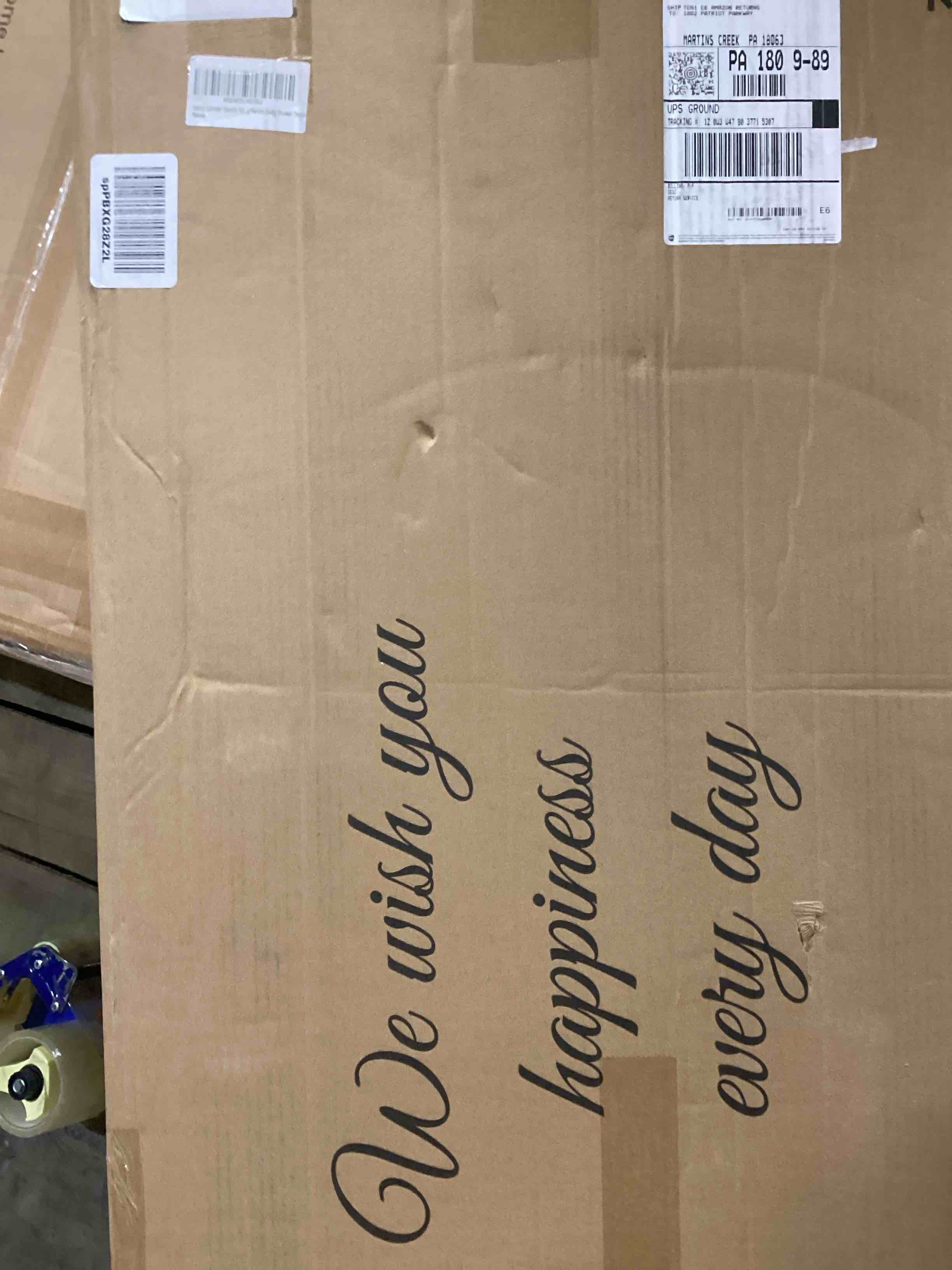 https://s3.amazonaws.com/lotting-images-prod/bidfta/RED5957320_1730900894826.jpeg