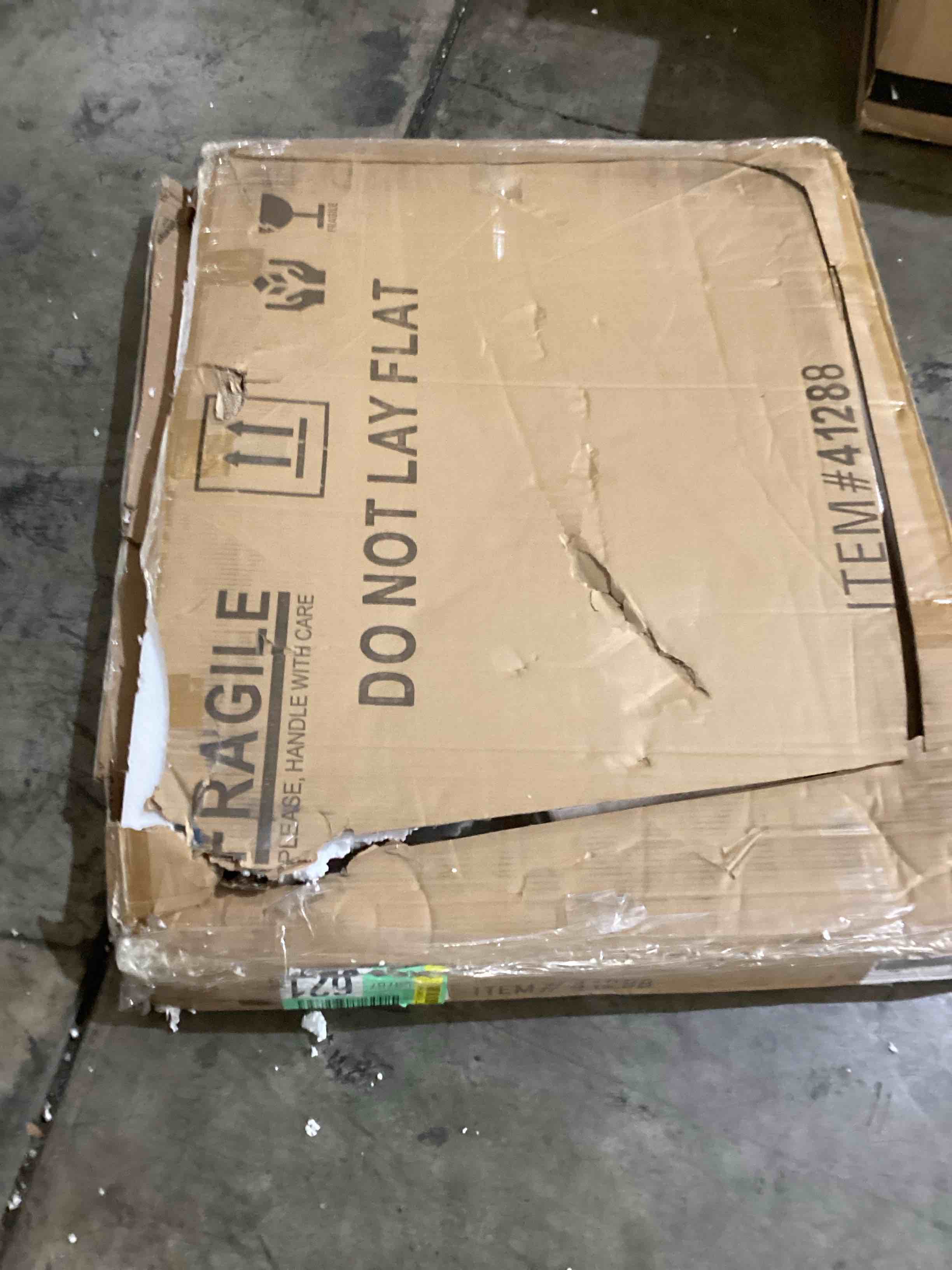 https://s3.amazonaws.com/lotting-images-prod/bidfta/RED5957862_1731686248967.jpeg