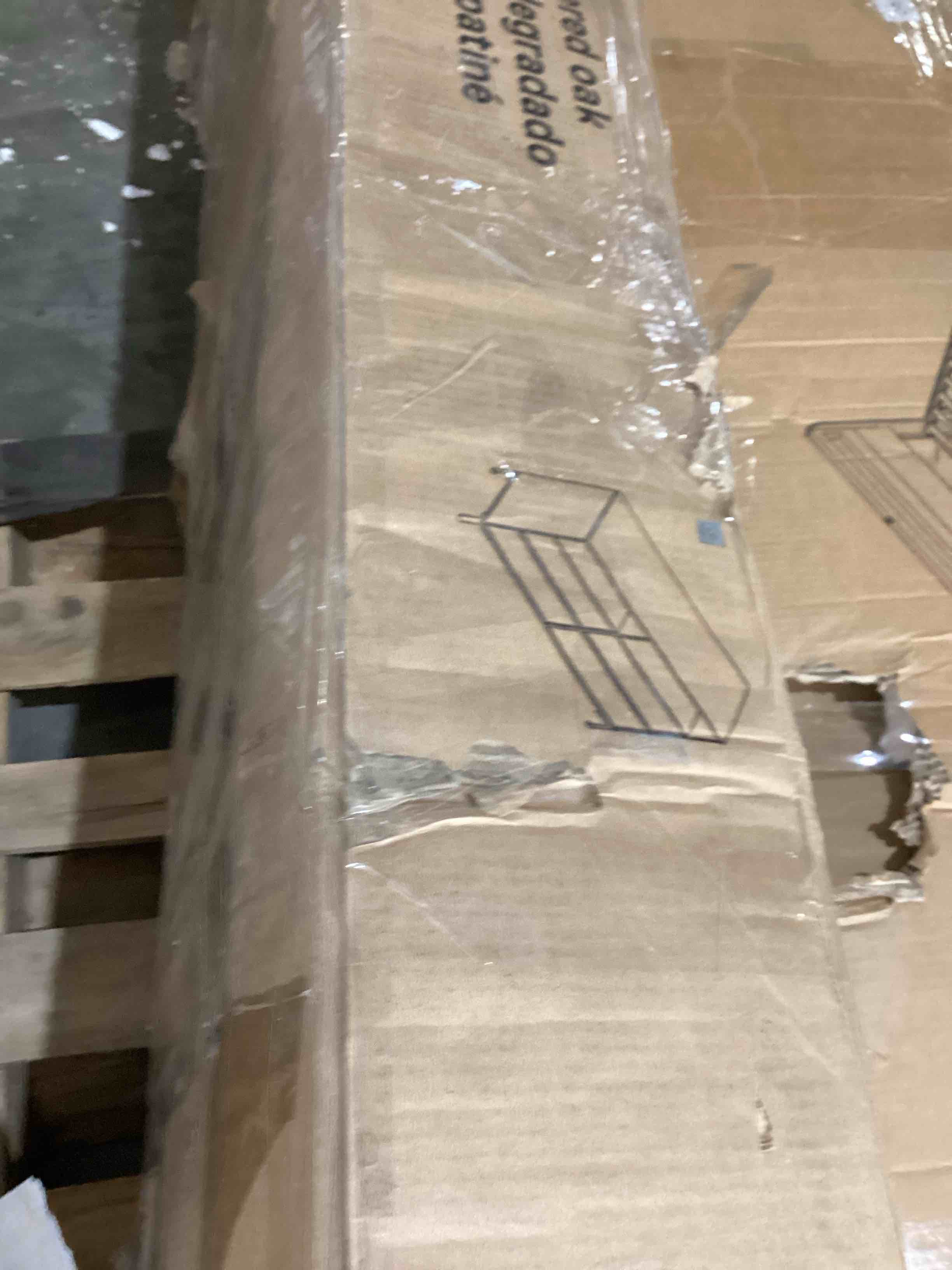 https://s3.amazonaws.com/lotting-images-prod/bidfta/RED5957863_1731686047281.jpeg