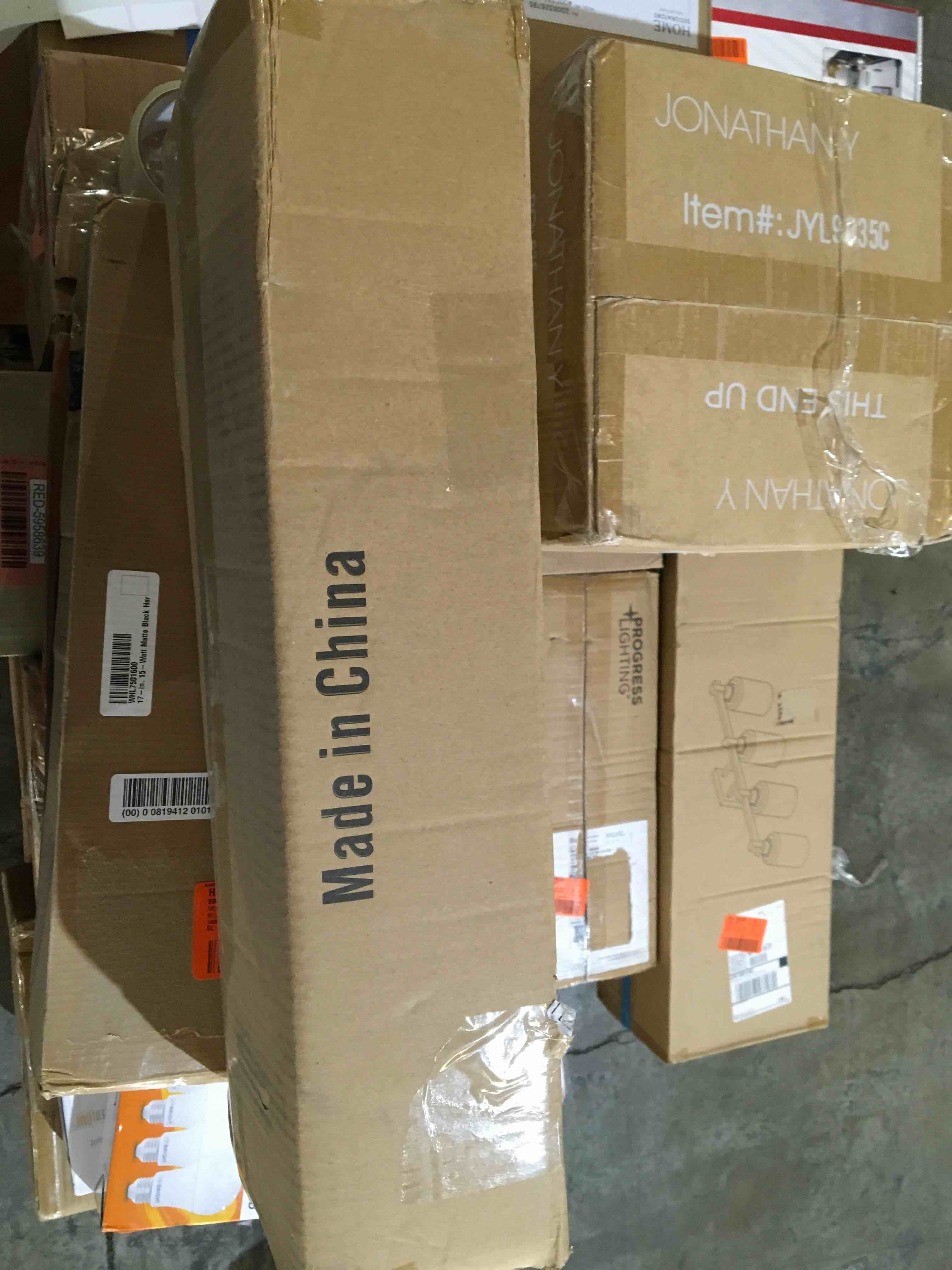 https://s3.amazonaws.com/lotting-images-prod/bidfta/RED5958653_1712331601205.jpeg