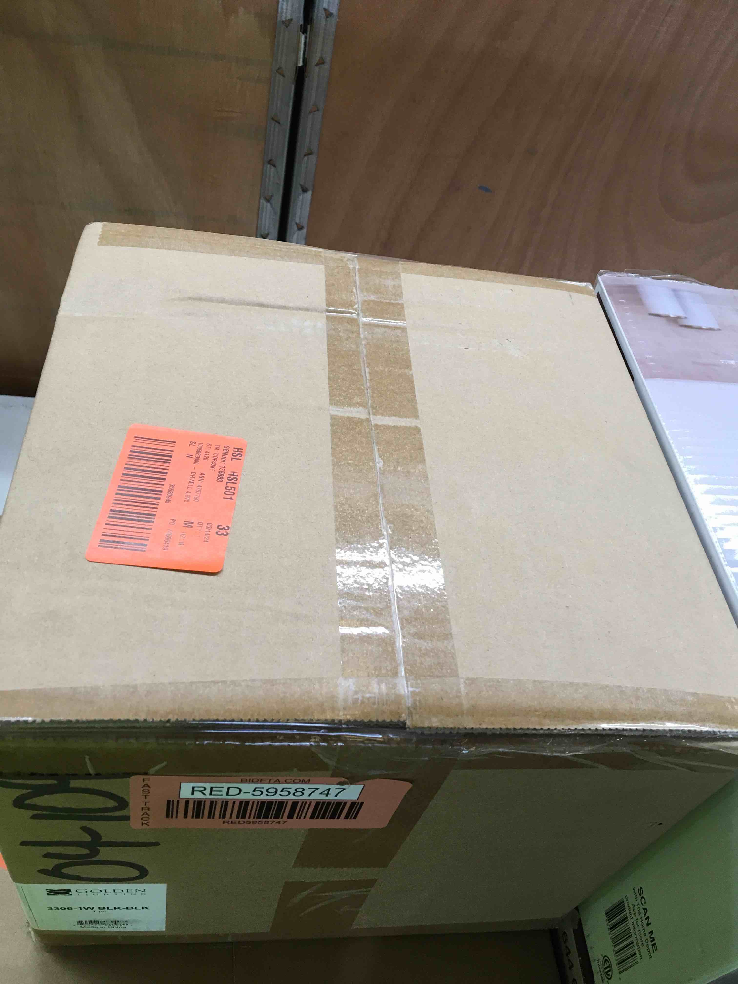 https://s3.amazonaws.com/lotting-images-prod/bidfta/RED5958747_1712588723228.jpeg