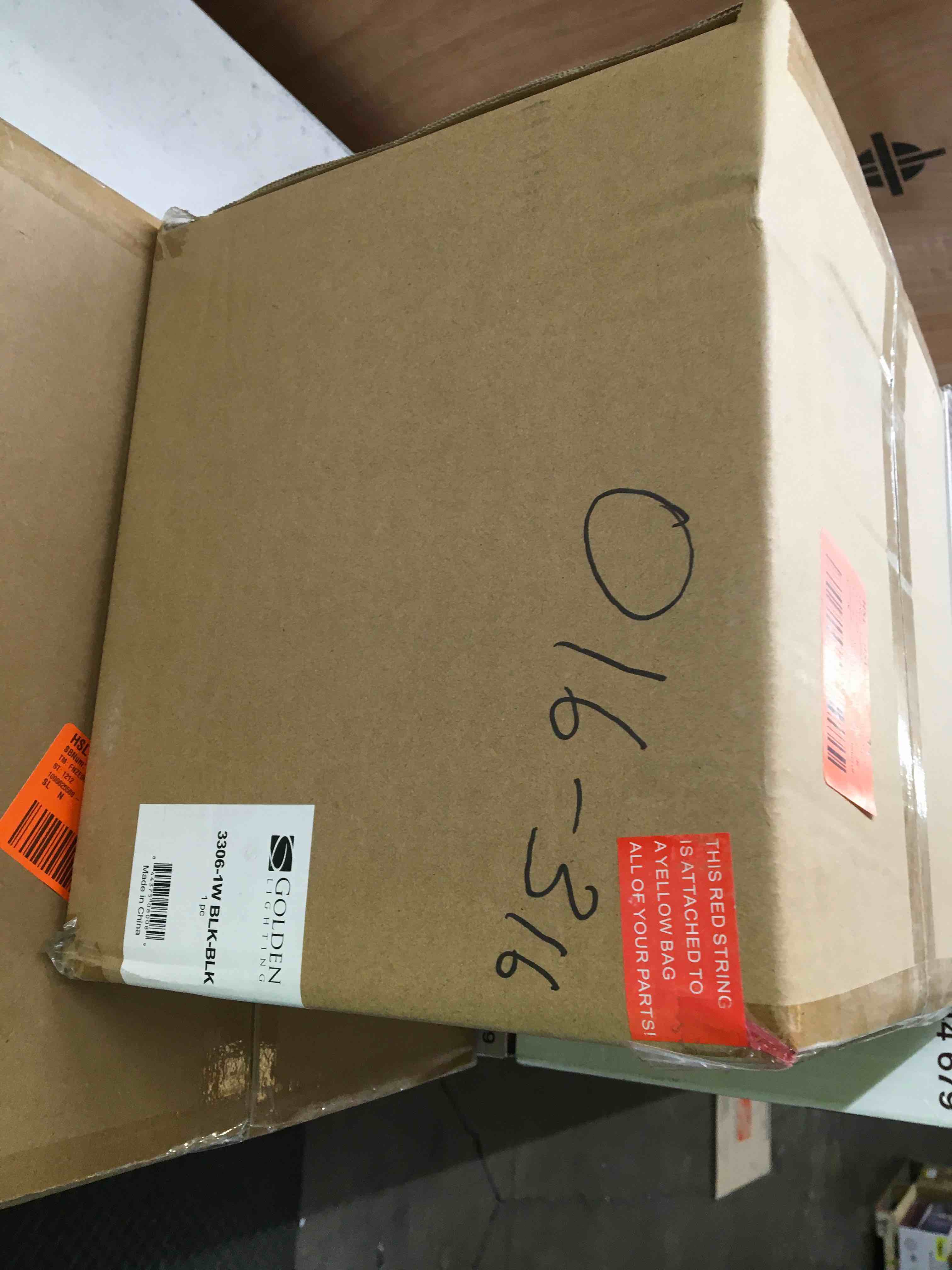 https://s3.amazonaws.com/lotting-images-prod/bidfta/RED5958747_1712588727338.jpeg