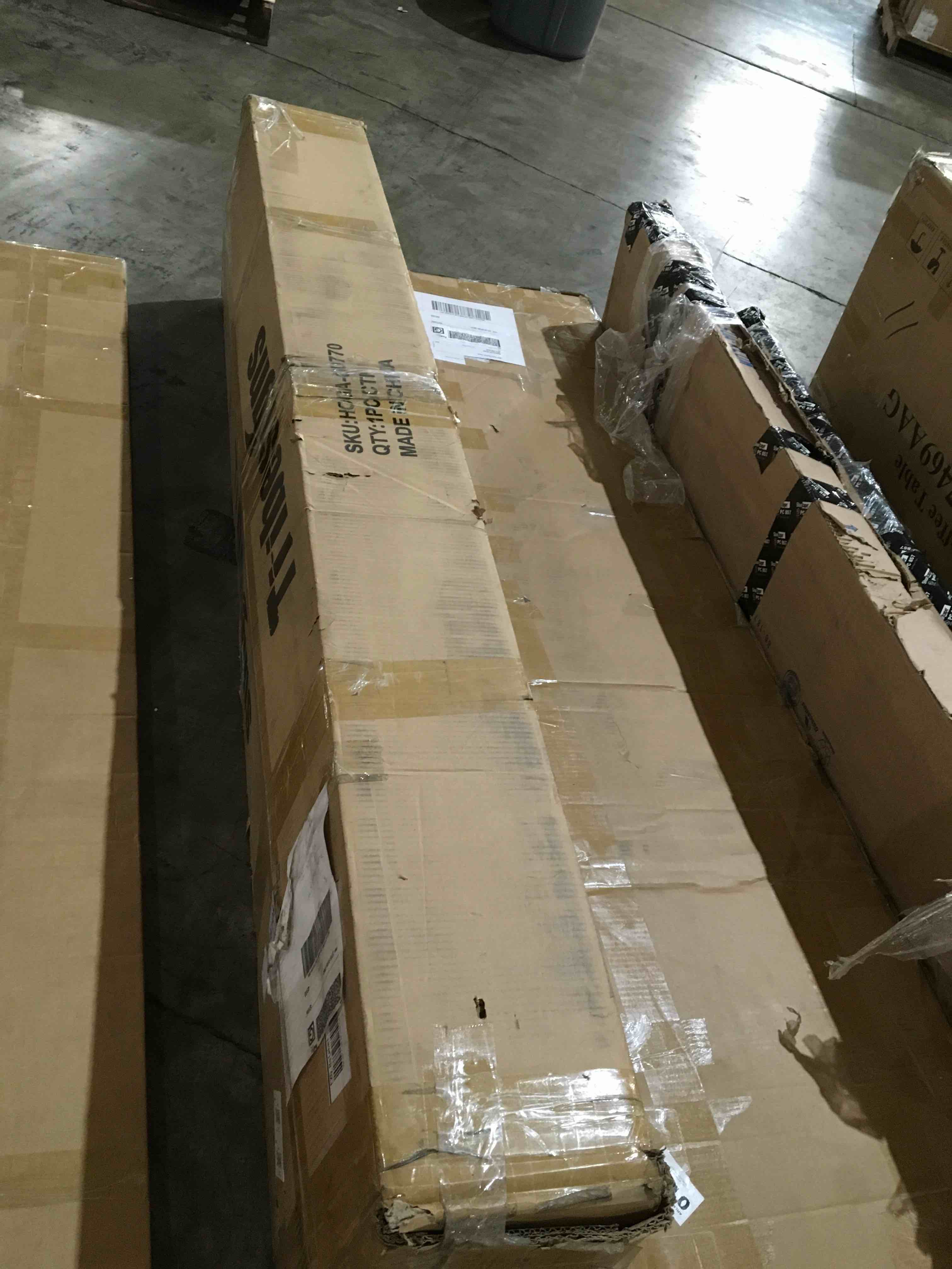 https://s3.amazonaws.com/lotting-images-prod/bidfta/RED5958888_1712841457668.jpeg