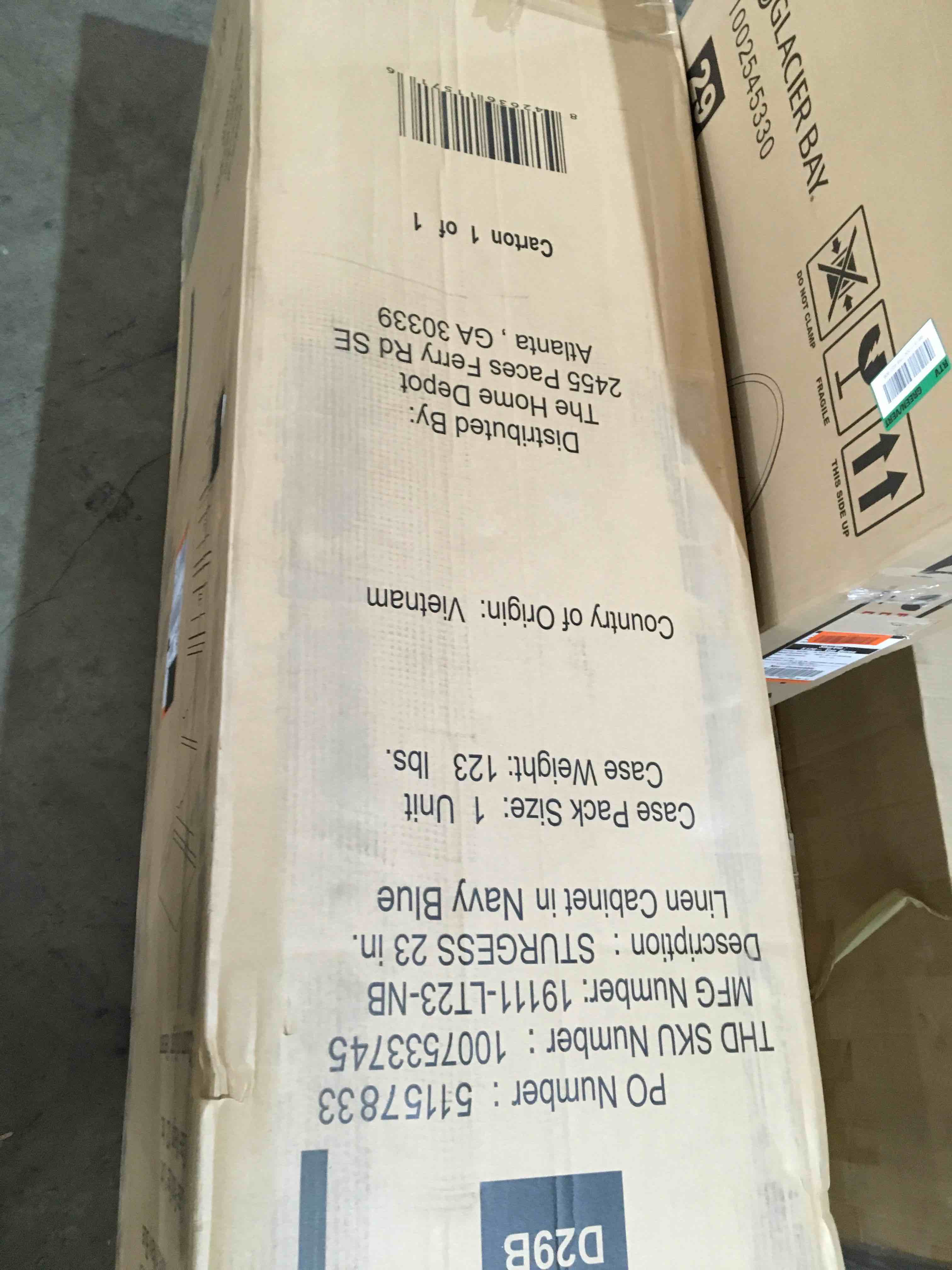 https://s3.amazonaws.com/lotting-images-prod/bidfta/RED5959050_1713184831148.jpeg