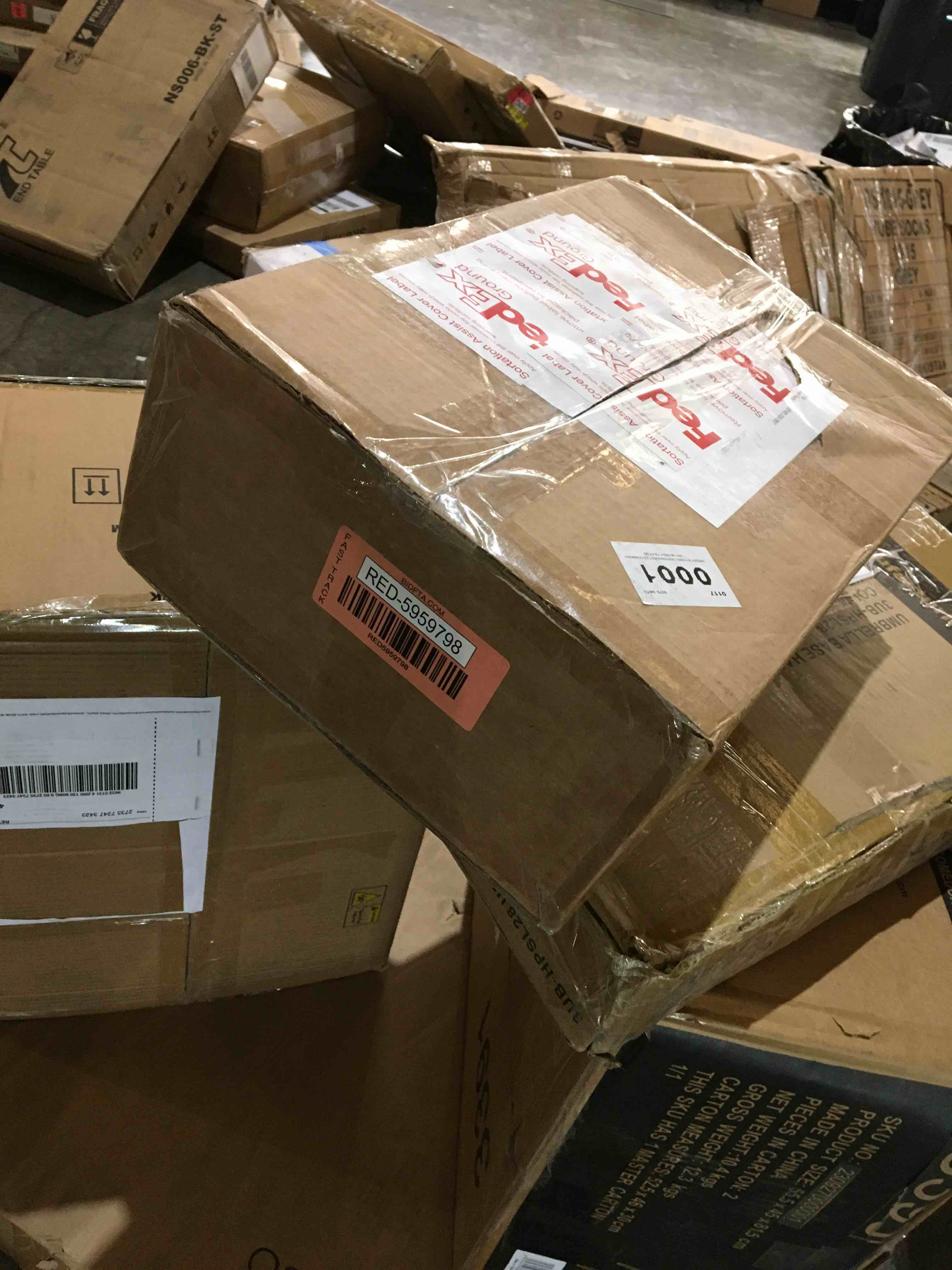 https://s3.amazonaws.com/lotting-images-prod/bidfta/RED5959798_1714567406783.jpeg