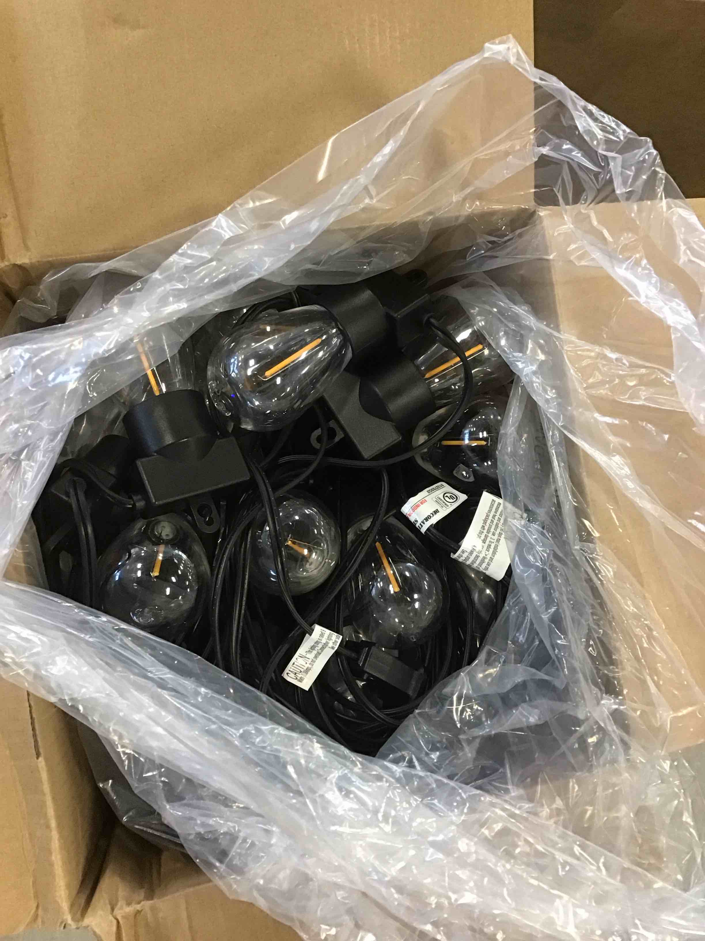 https://s3.amazonaws.com/lotting-images-prod/bidfta/RED5960275_1707314167462.jpeg