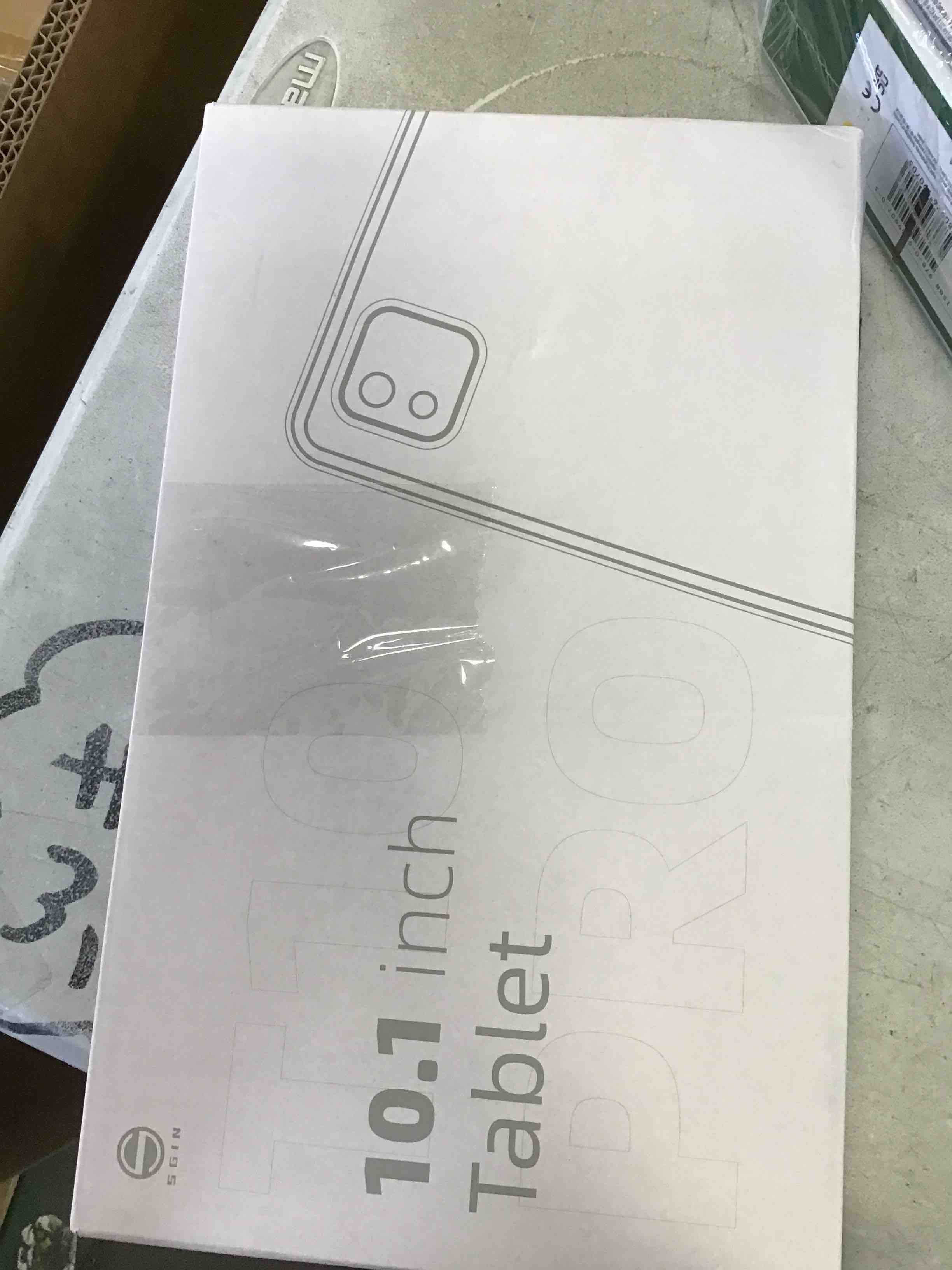 https://s3.amazonaws.com/lotting-images-prod/bidfta/RED5960760_1707423535470.jpeg