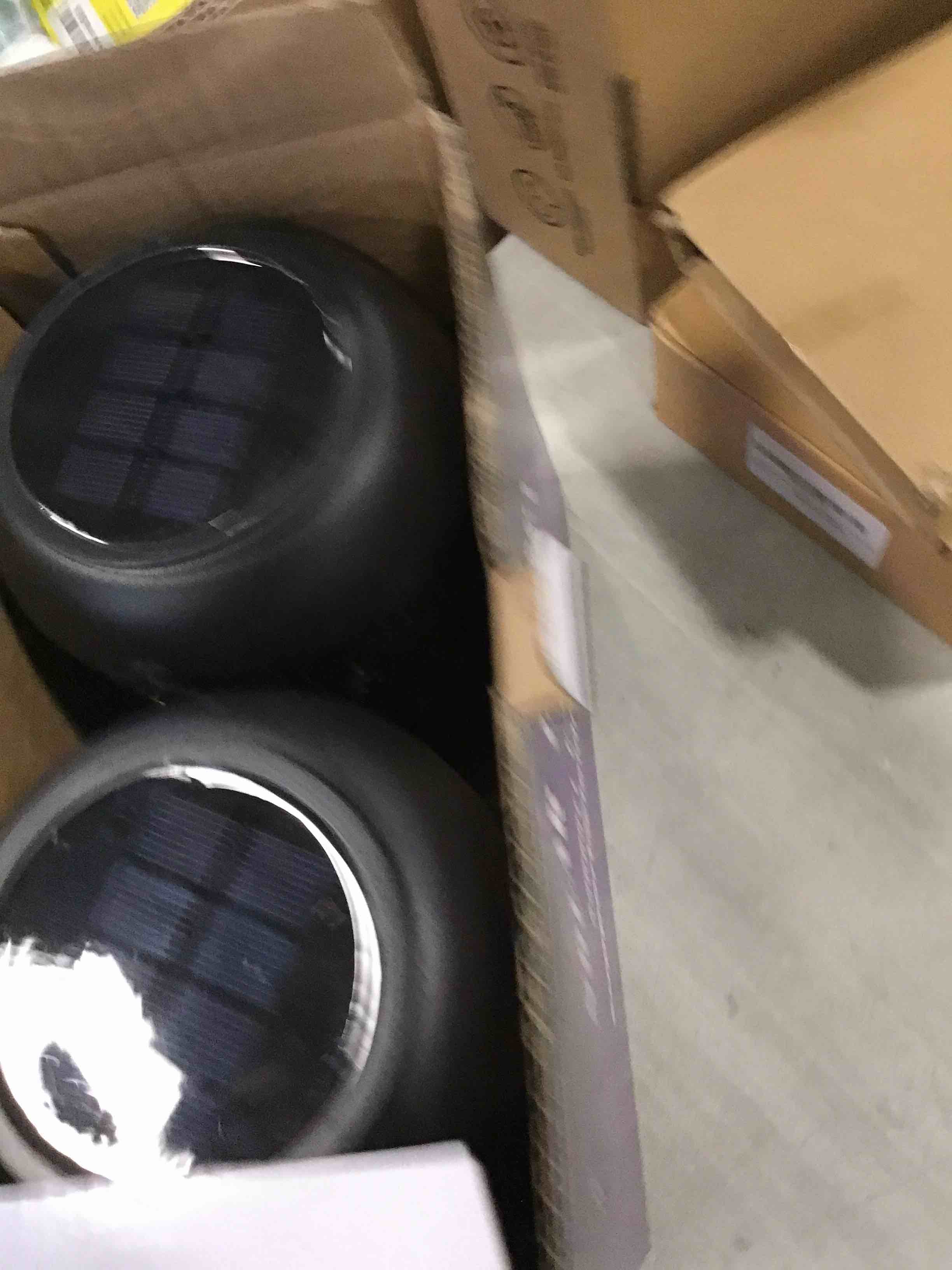 https://s3.amazonaws.com/lotting-images-prod/bidfta/RED5960915_1707487291252.jpeg