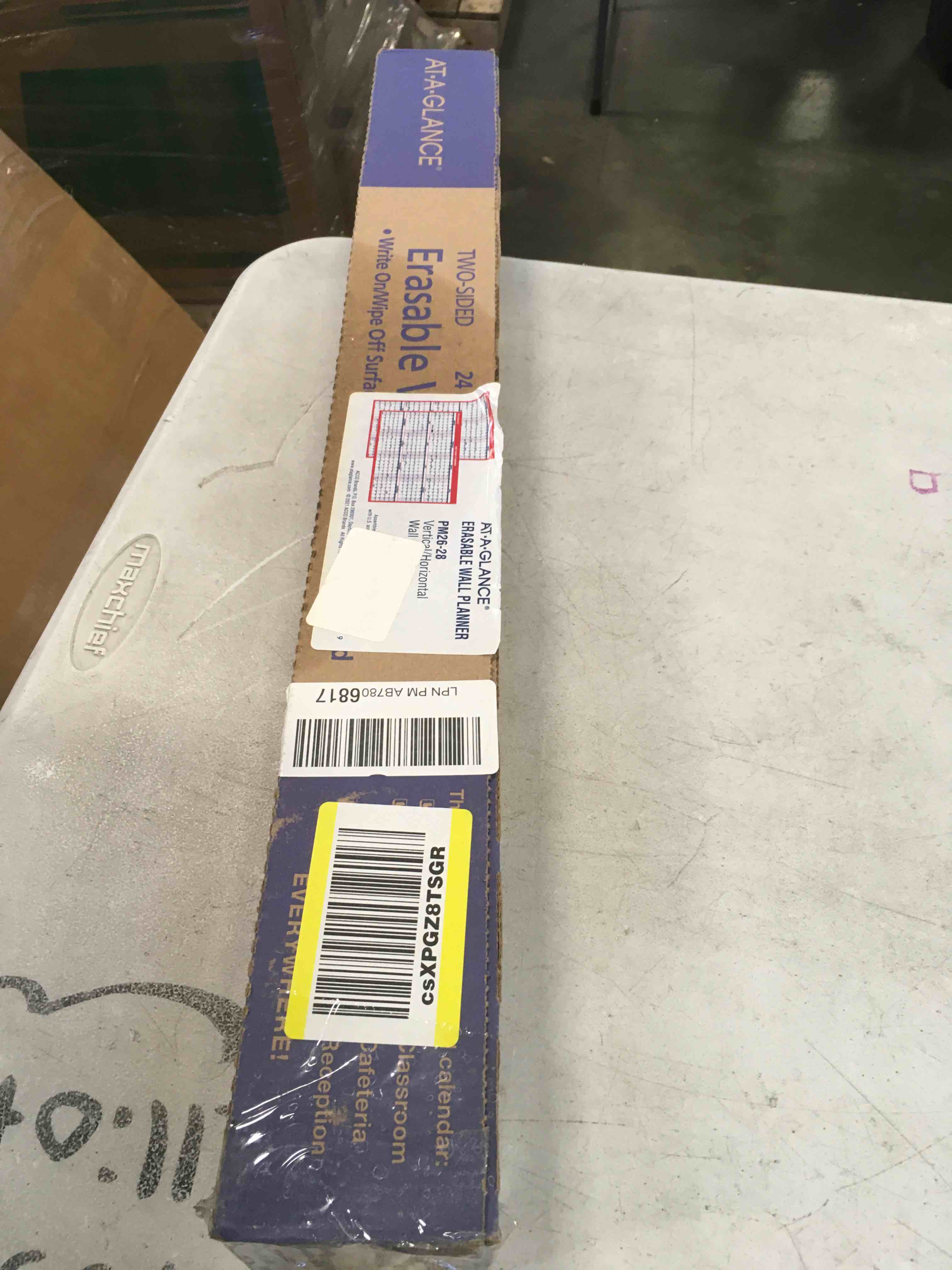 https://s3.amazonaws.com/lotting-images-prod/bidfta/RED5961195_1707747447443.jpeg
