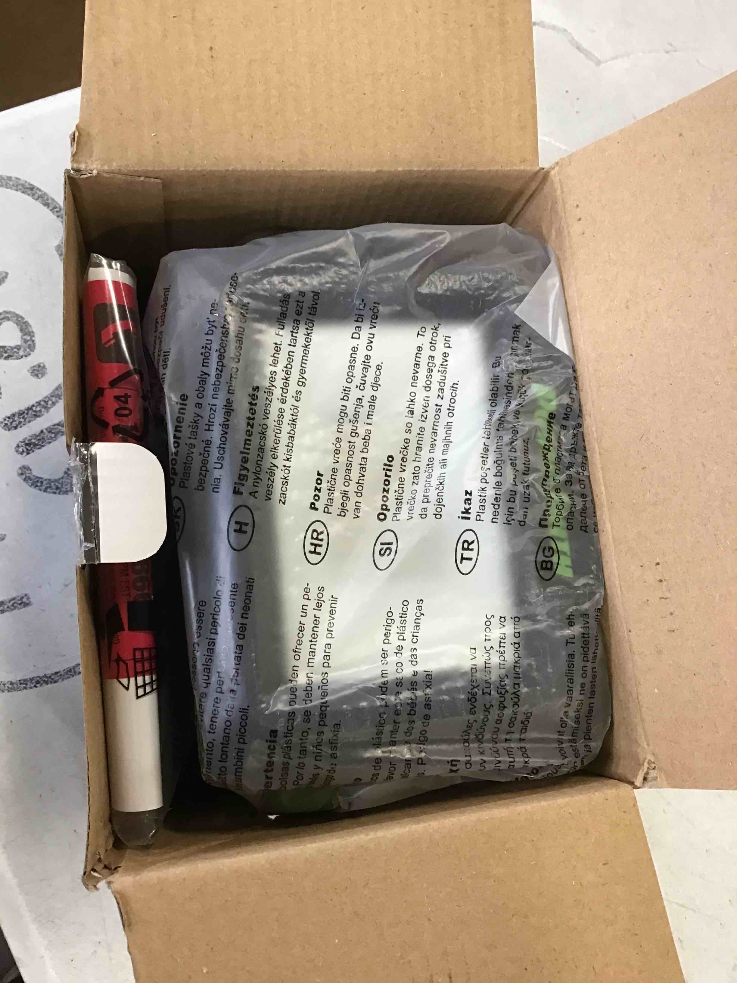 https://s3.amazonaws.com/lotting-images-prod/bidfta/RED5961336_1707766653344.jpeg