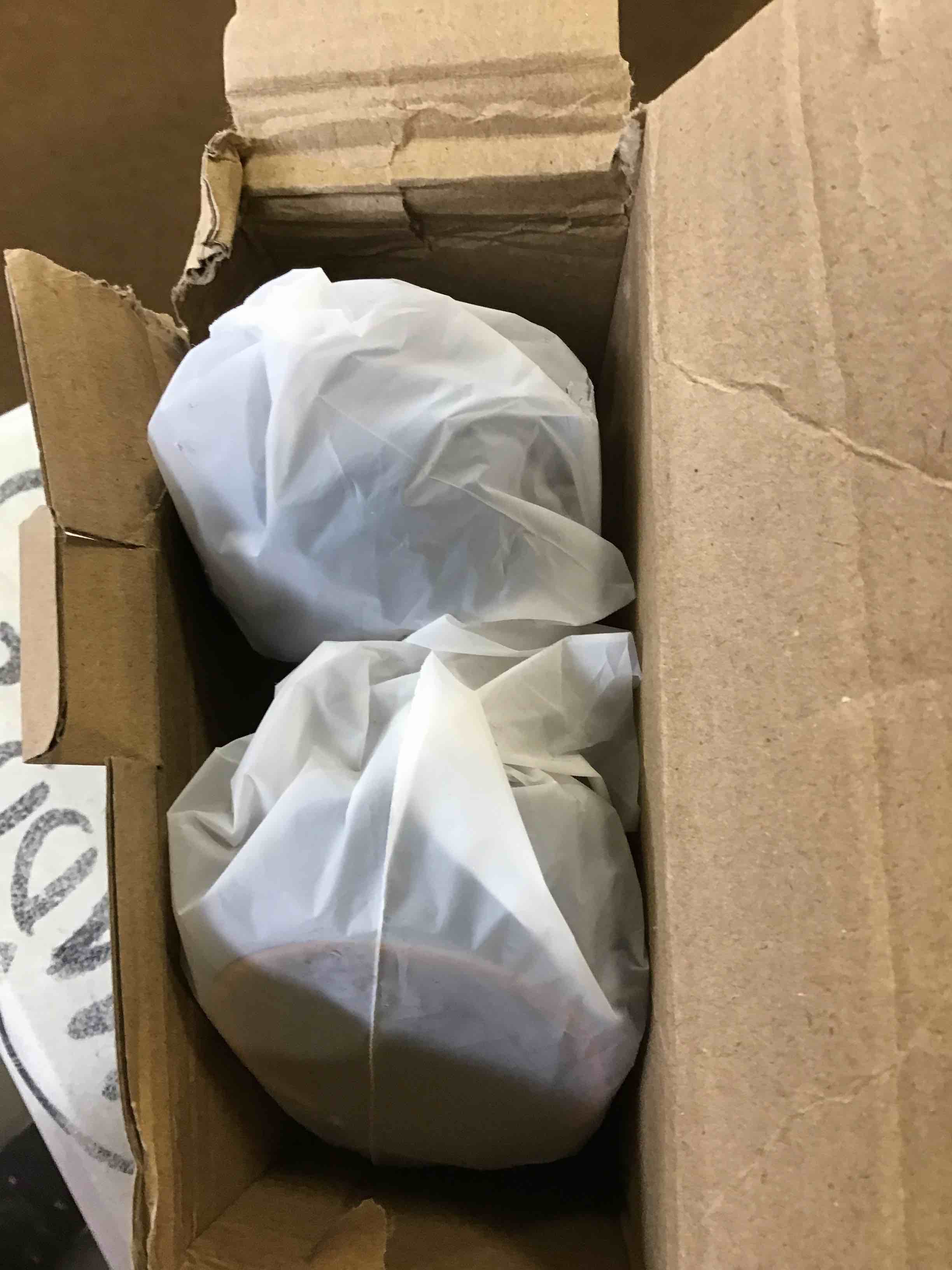 https://s3.amazonaws.com/lotting-images-prod/bidfta/RED5961356_1707768413687.jpeg