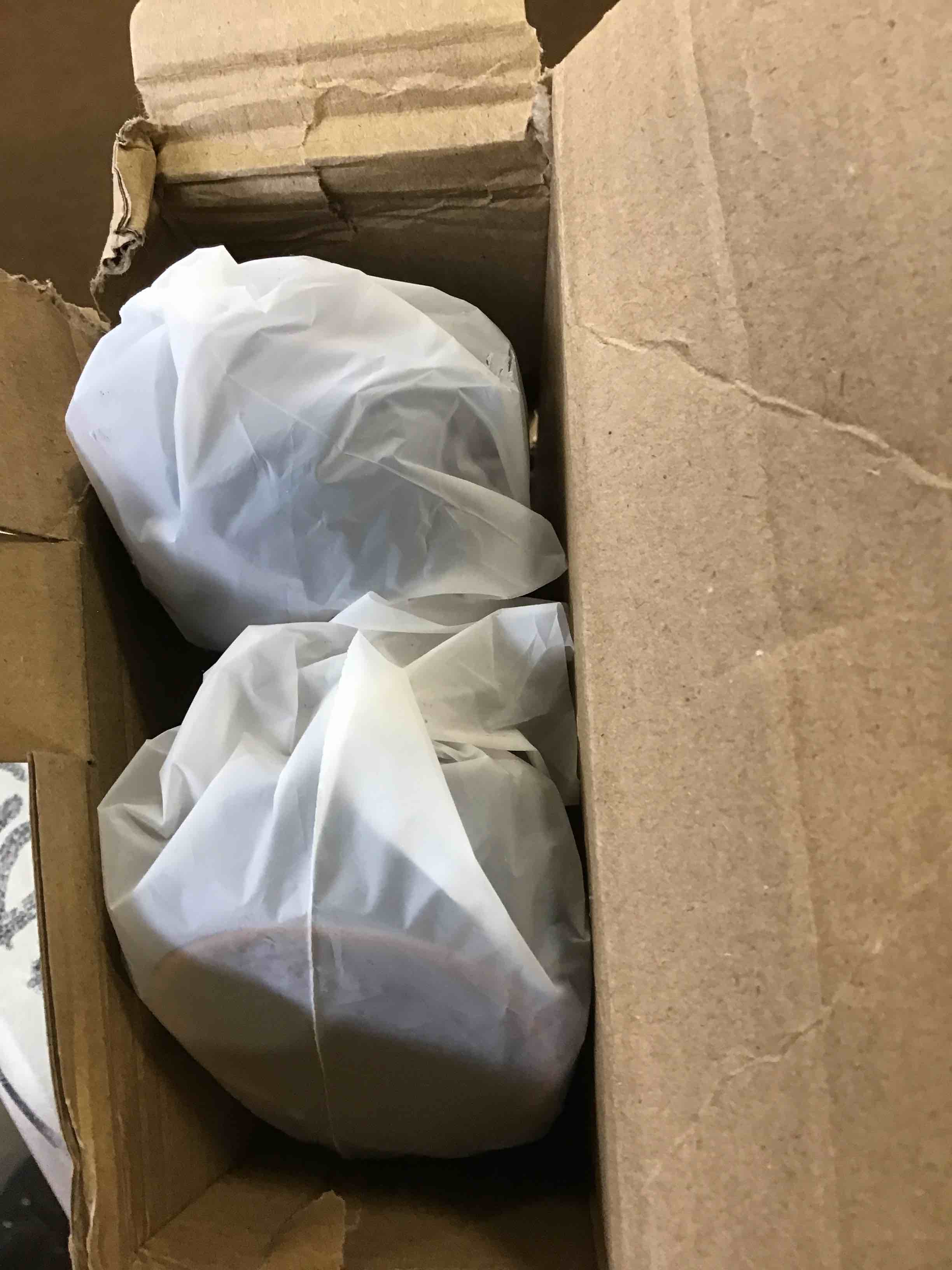 https://s3.amazonaws.com/lotting-images-prod/bidfta/RED5961356_1707768414900.jpeg