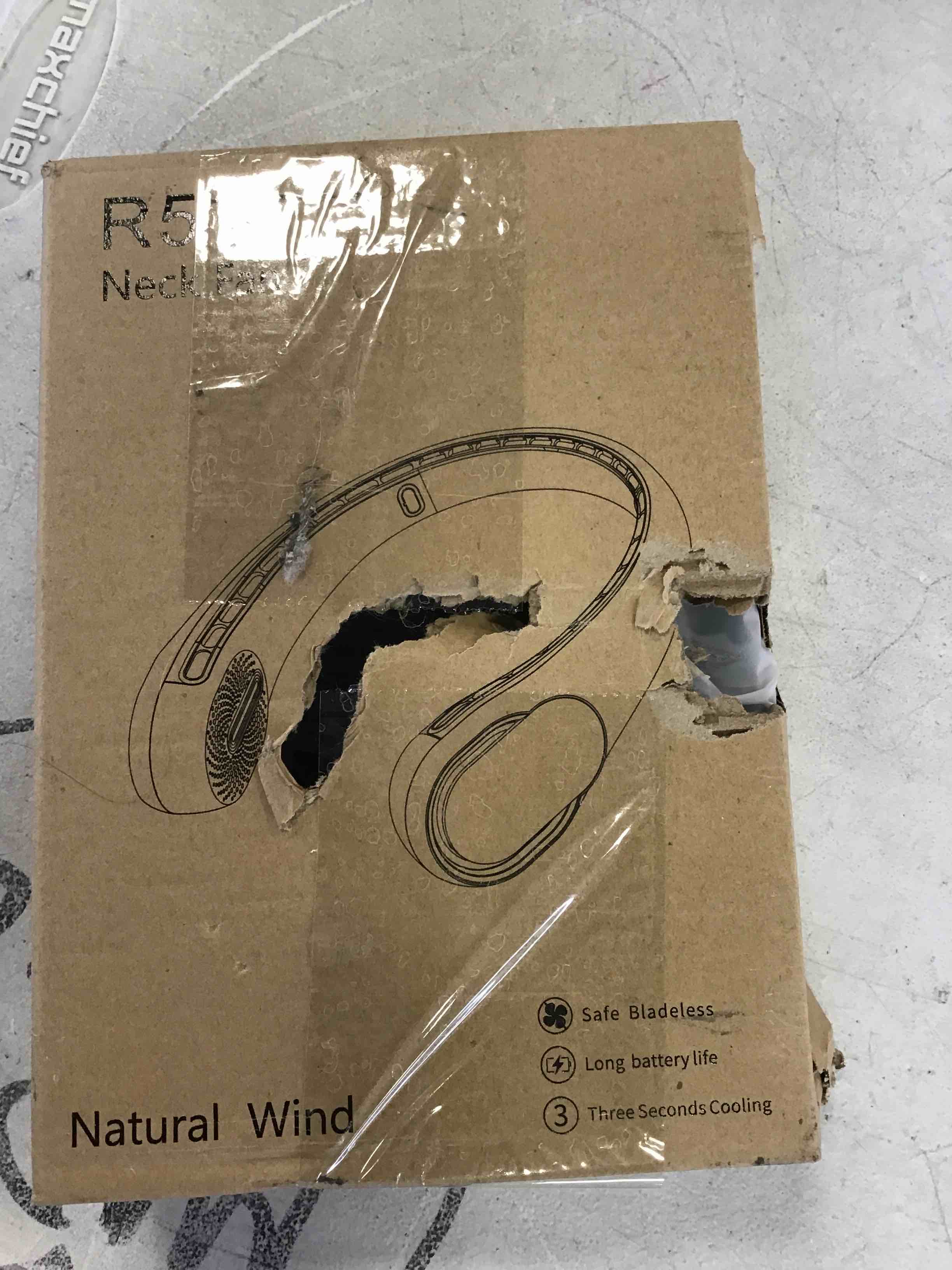 https://s3.amazonaws.com/lotting-images-prod/bidfta/RED5961356_1707768435056.jpeg