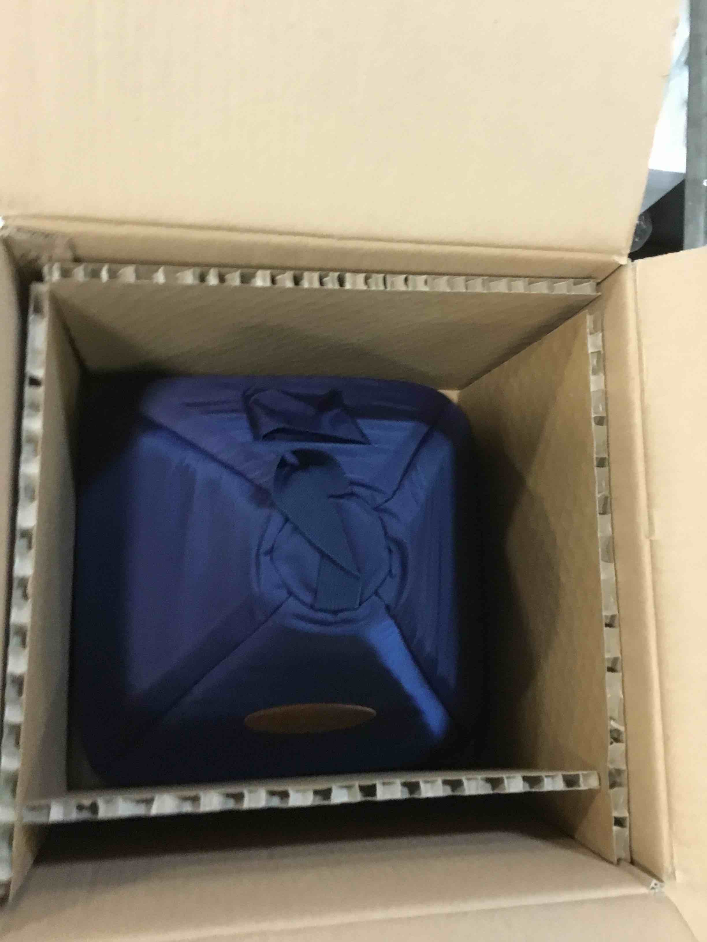 SOLSHINE Crystal Singing Pyramid 8 inch with Artificial Leather Singing Pyramid Carrying Case and Crystal Singing Bowl Suede Striker for Sound Healing