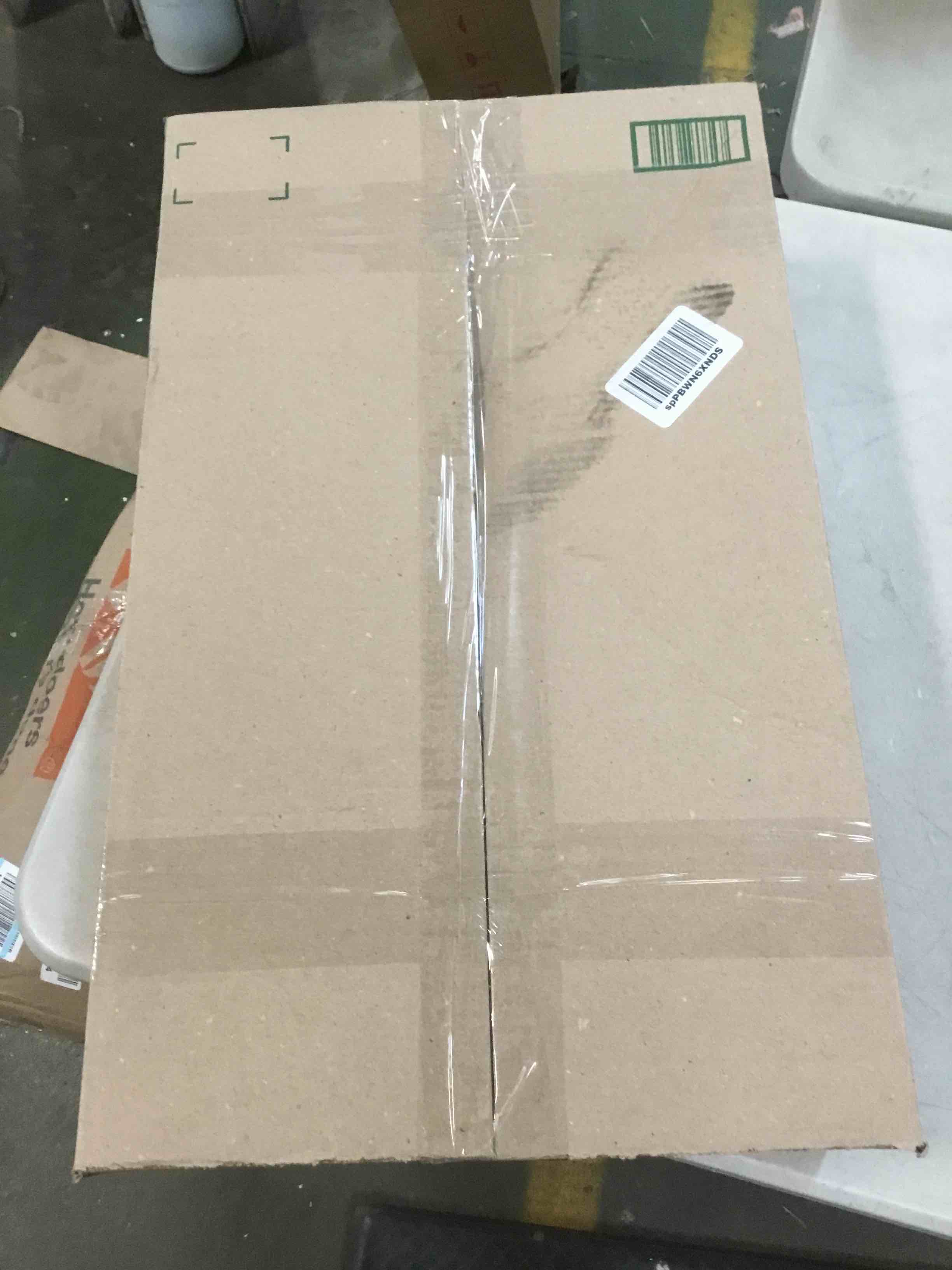 https://s3.amazonaws.com/lotting-images-prod/bidfta/RED5962008_1708368112214.jpeg