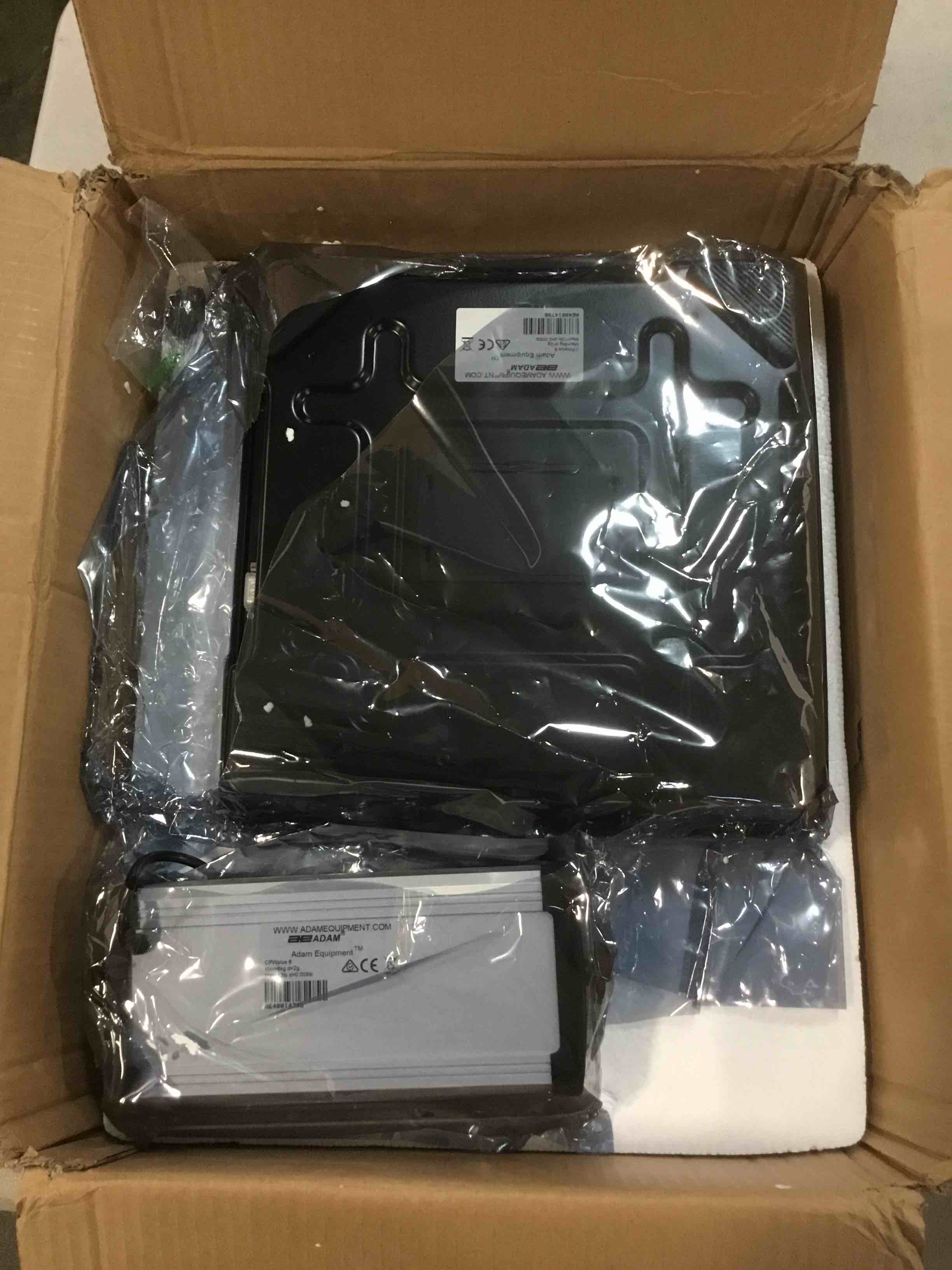 https://s3.amazonaws.com/lotting-images-prod/bidfta/RED5962058_1708376446877.jpeg