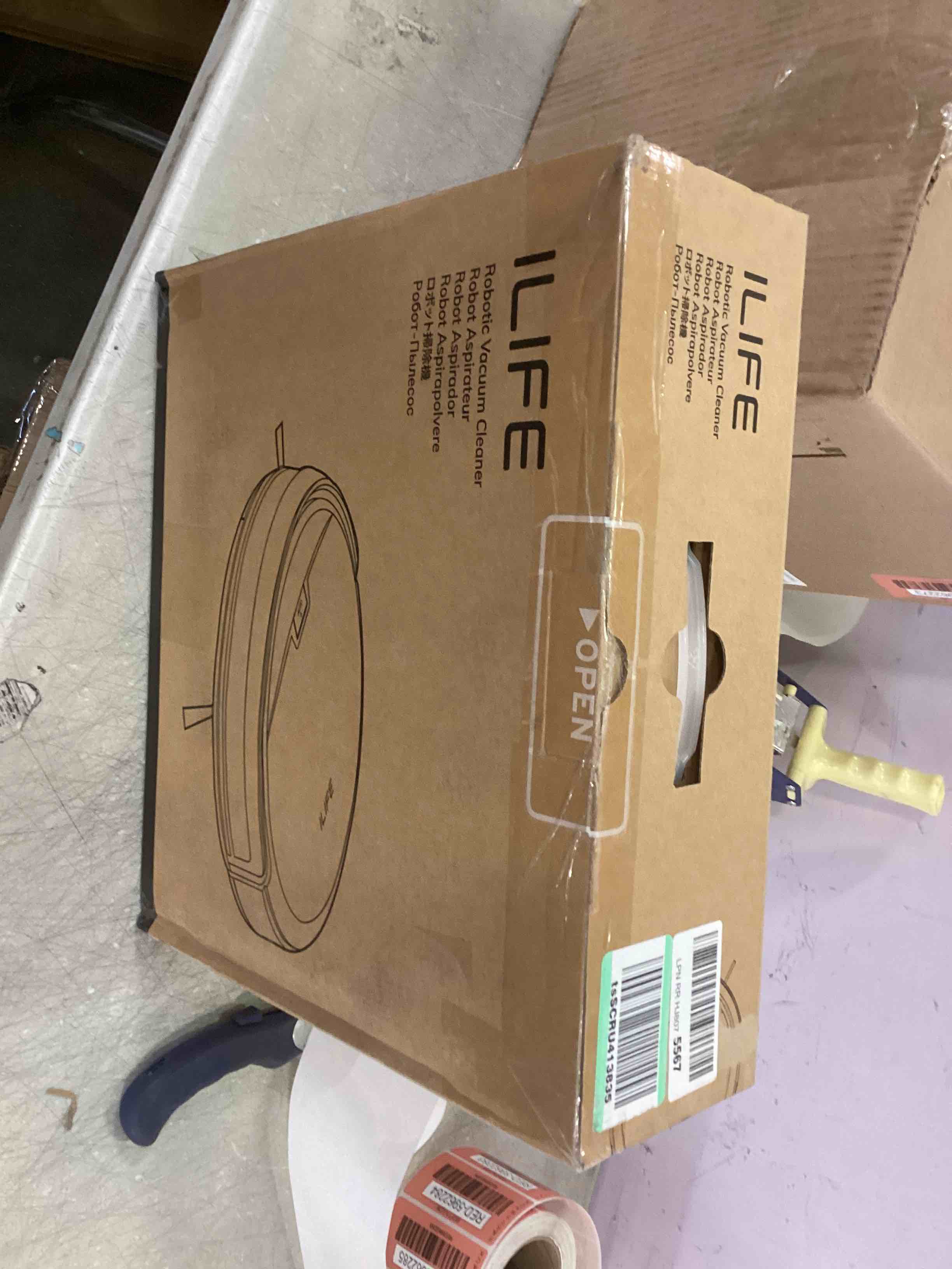 https://s3.amazonaws.com/lotting-images-prod/bidfta/RED5962277_1708720157683.jpeg