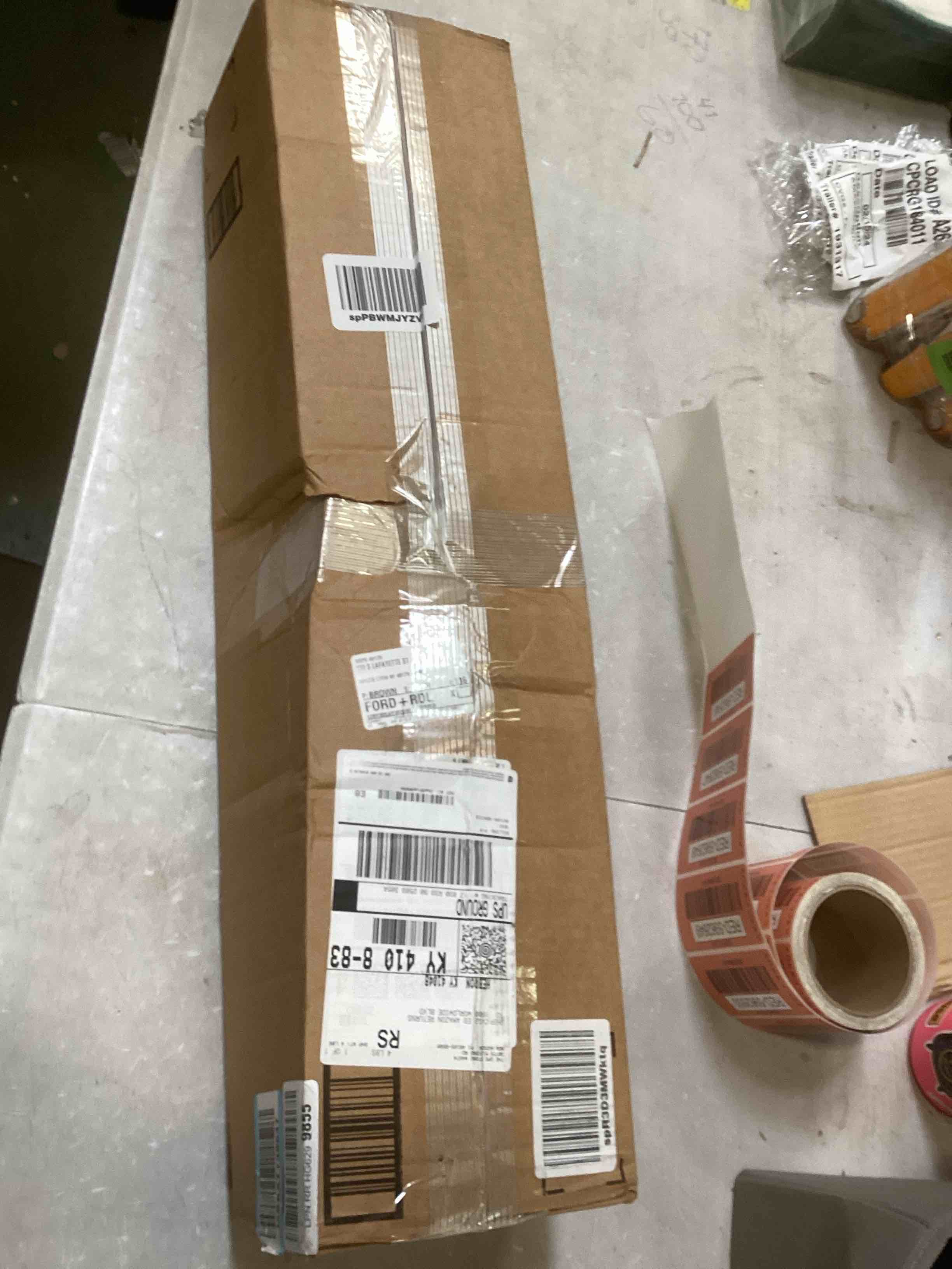 https://s3.amazonaws.com/lotting-images-prod/bidfta/RED5962646_1708971528480.jpeg