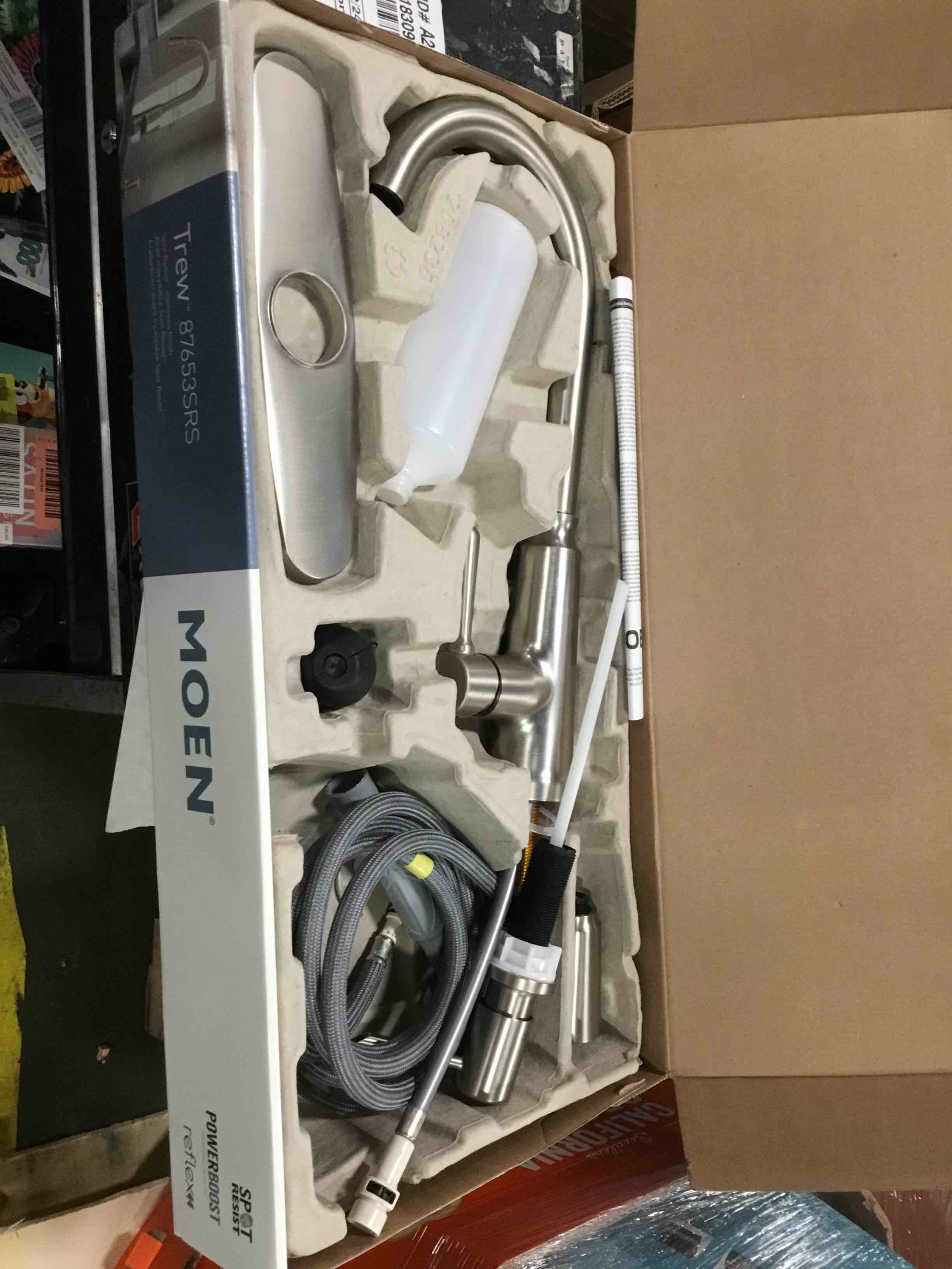 https://s3.amazonaws.com/lotting-images-prod/bidfta/RED5964784_1707999888180.jpeg