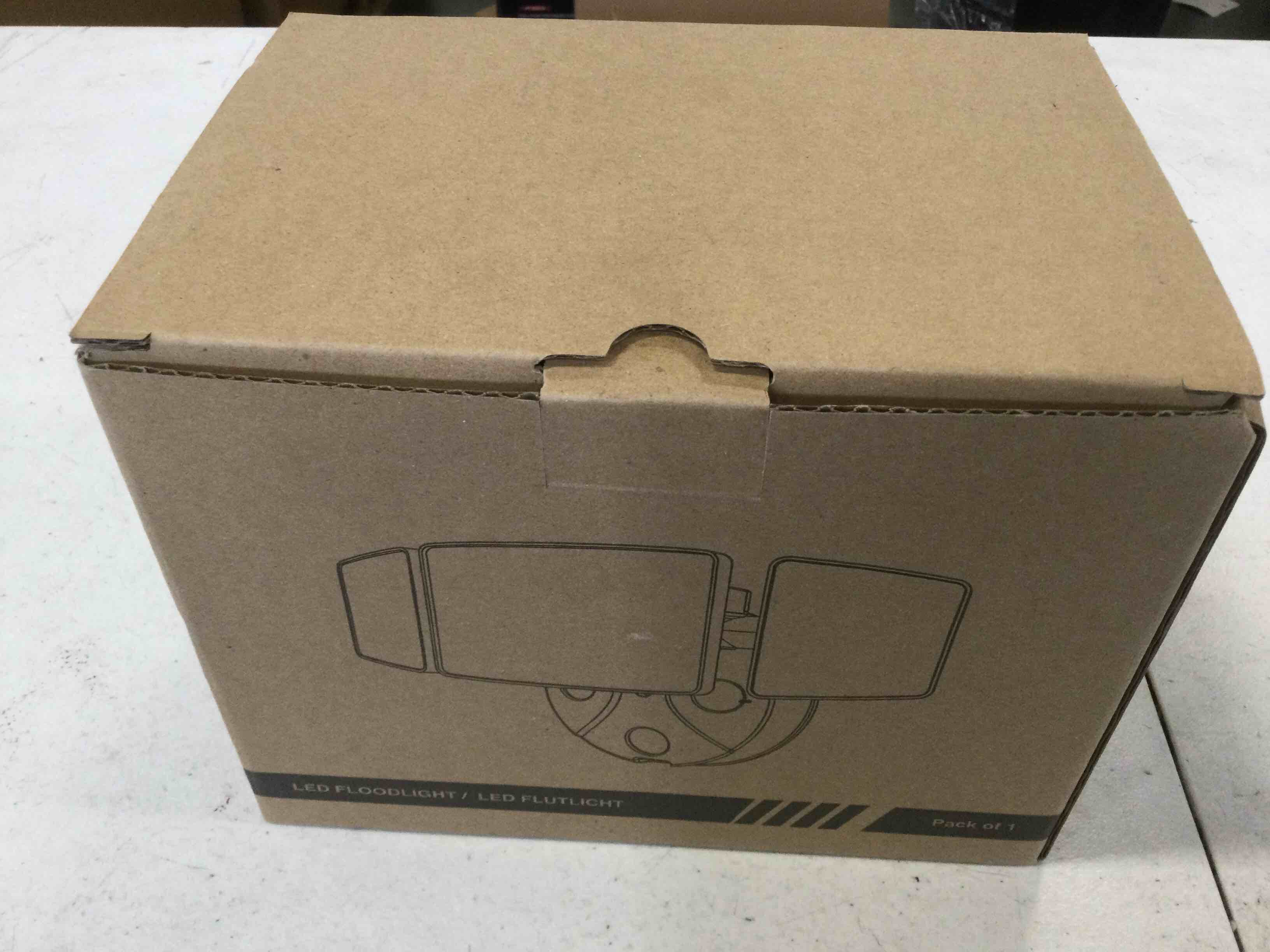 https://s3.amazonaws.com/lotting-images-prod/bidfta/RED5966576_1708030061243.jpeg