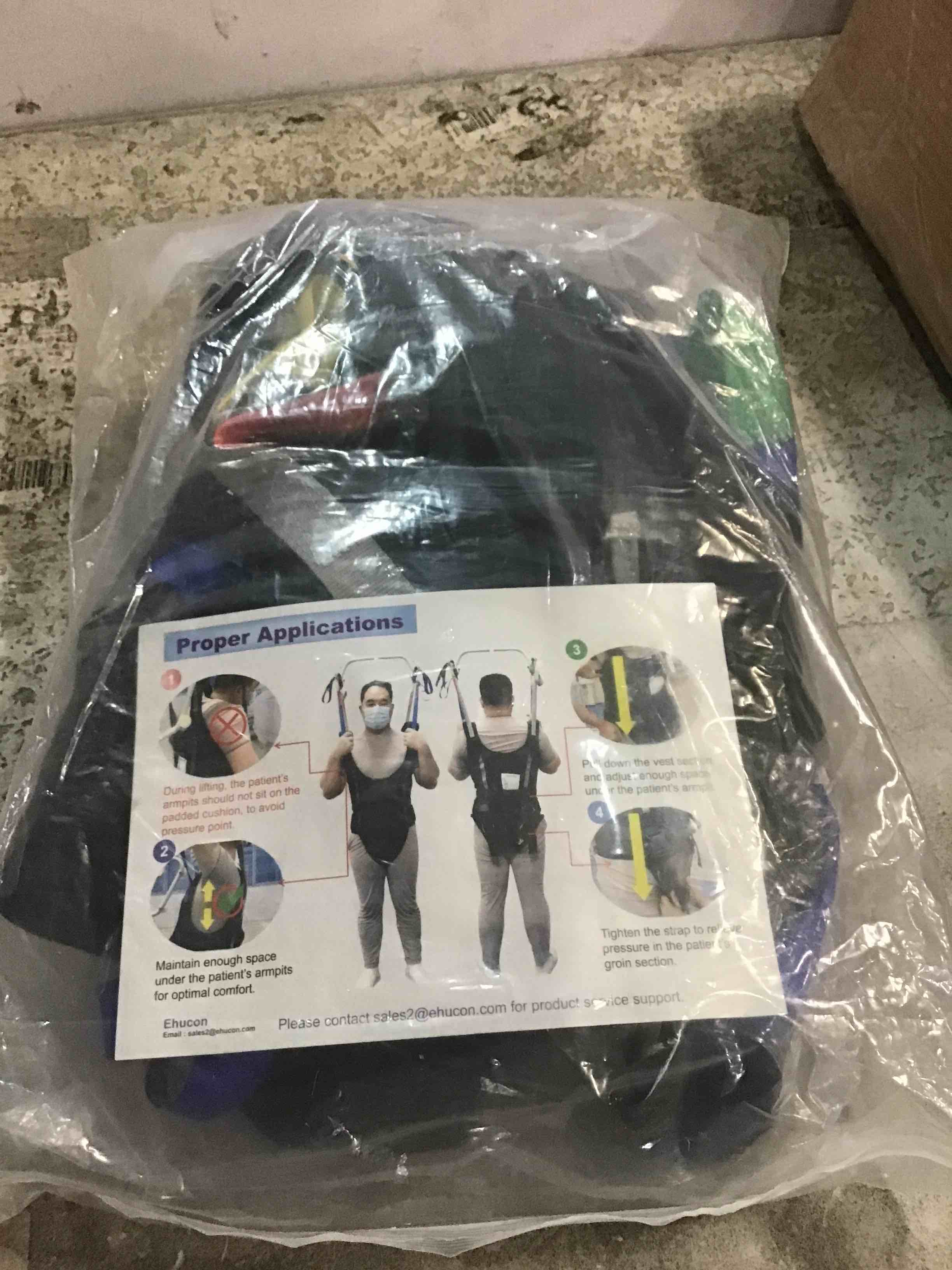 https://s3.amazonaws.com/lotting-images-prod/bidfta/RED5966662_1708190297593.jpeg