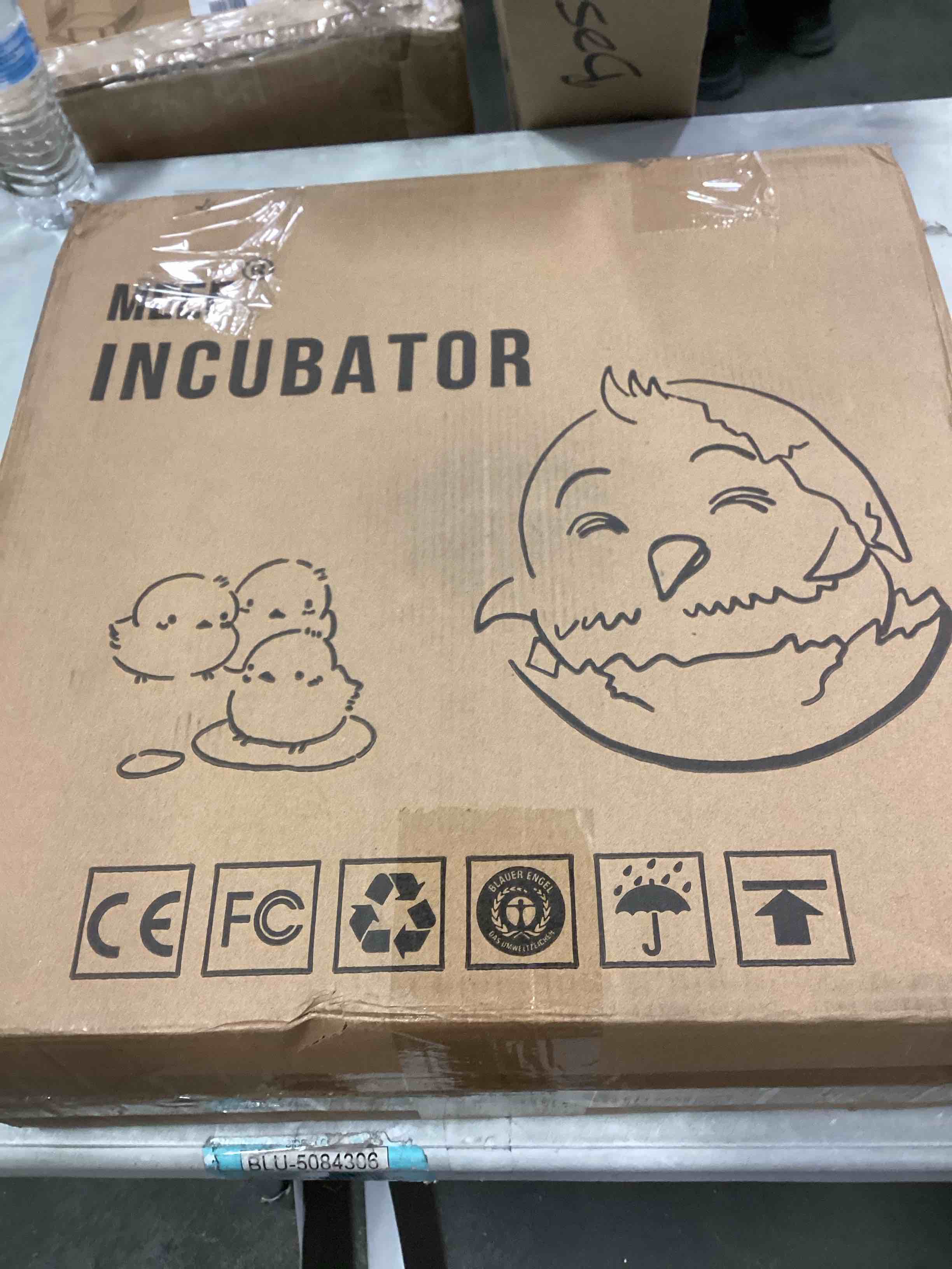 https://s3.amazonaws.com/lotting-images-prod/bidfta/RED5966686_1708784521006.jpeg