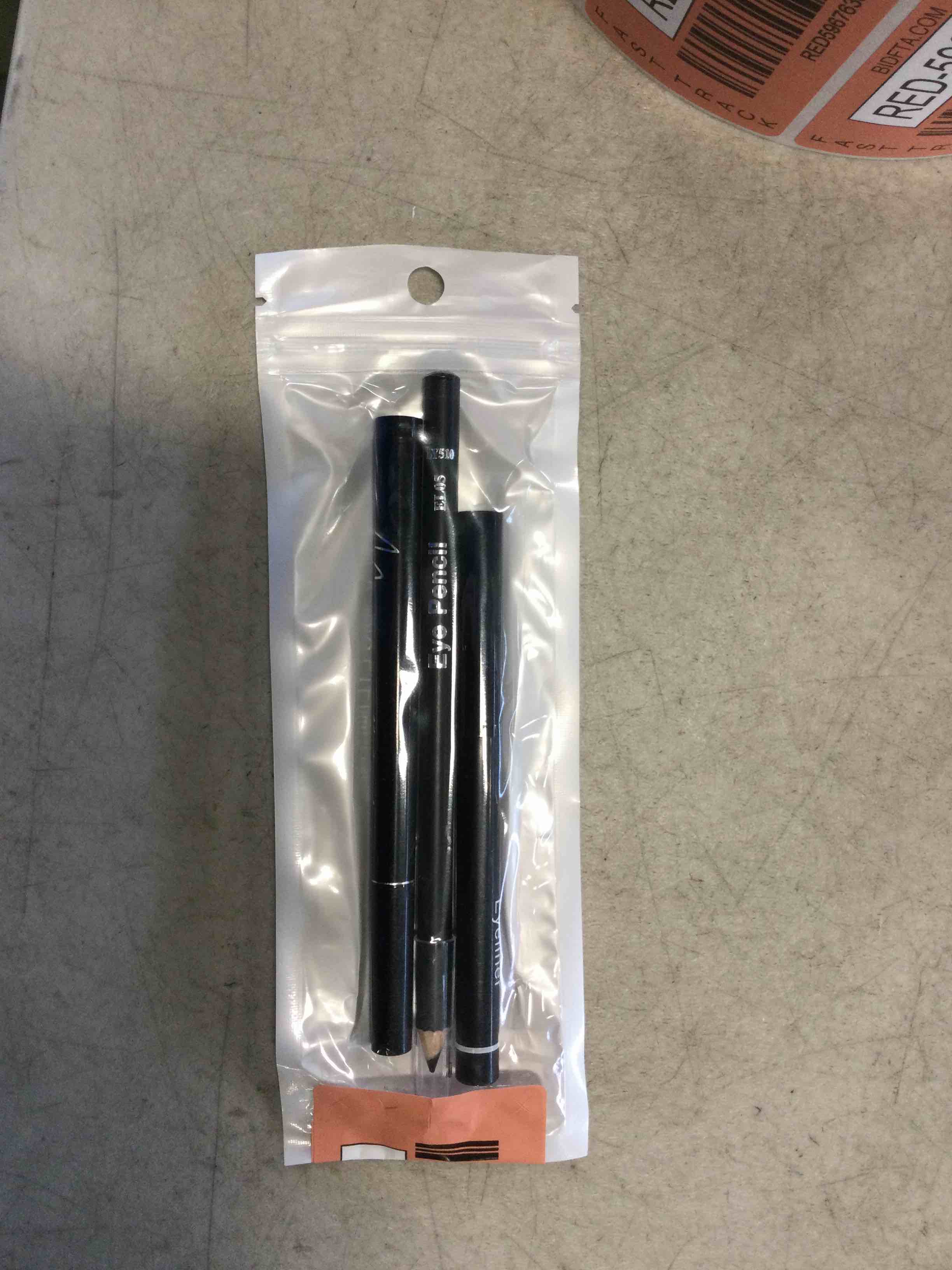 https://s3.amazonaws.com/lotting-images-prod/bidfta/RED5967629_1708005665809.jpeg